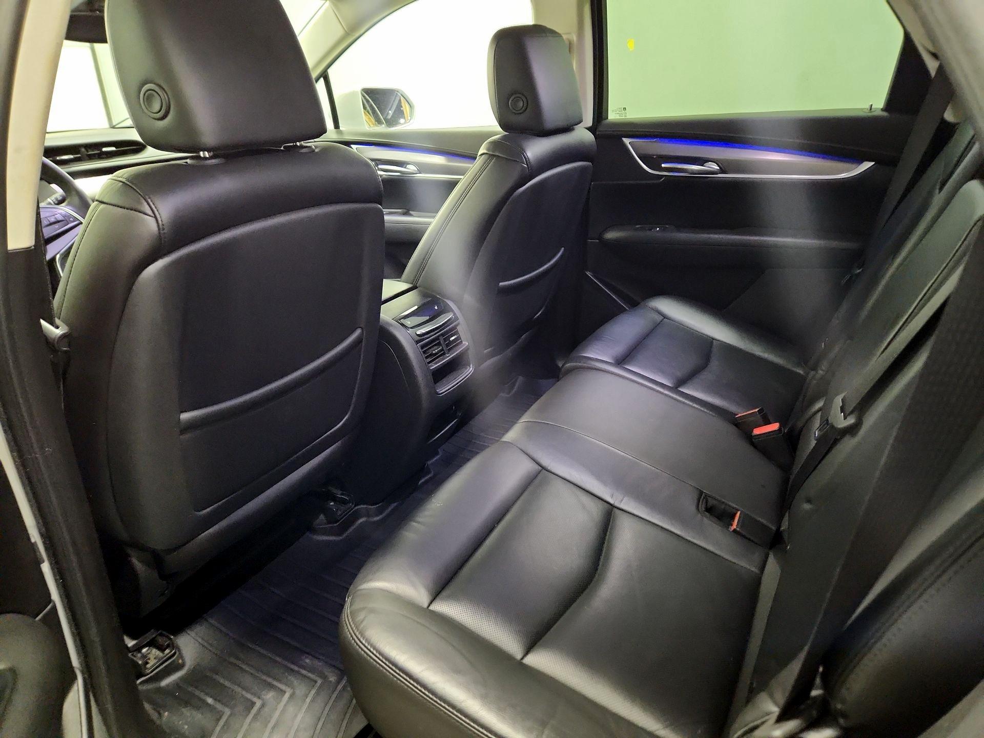 Thumbnail: 2018 Cadillac XT5 - 11