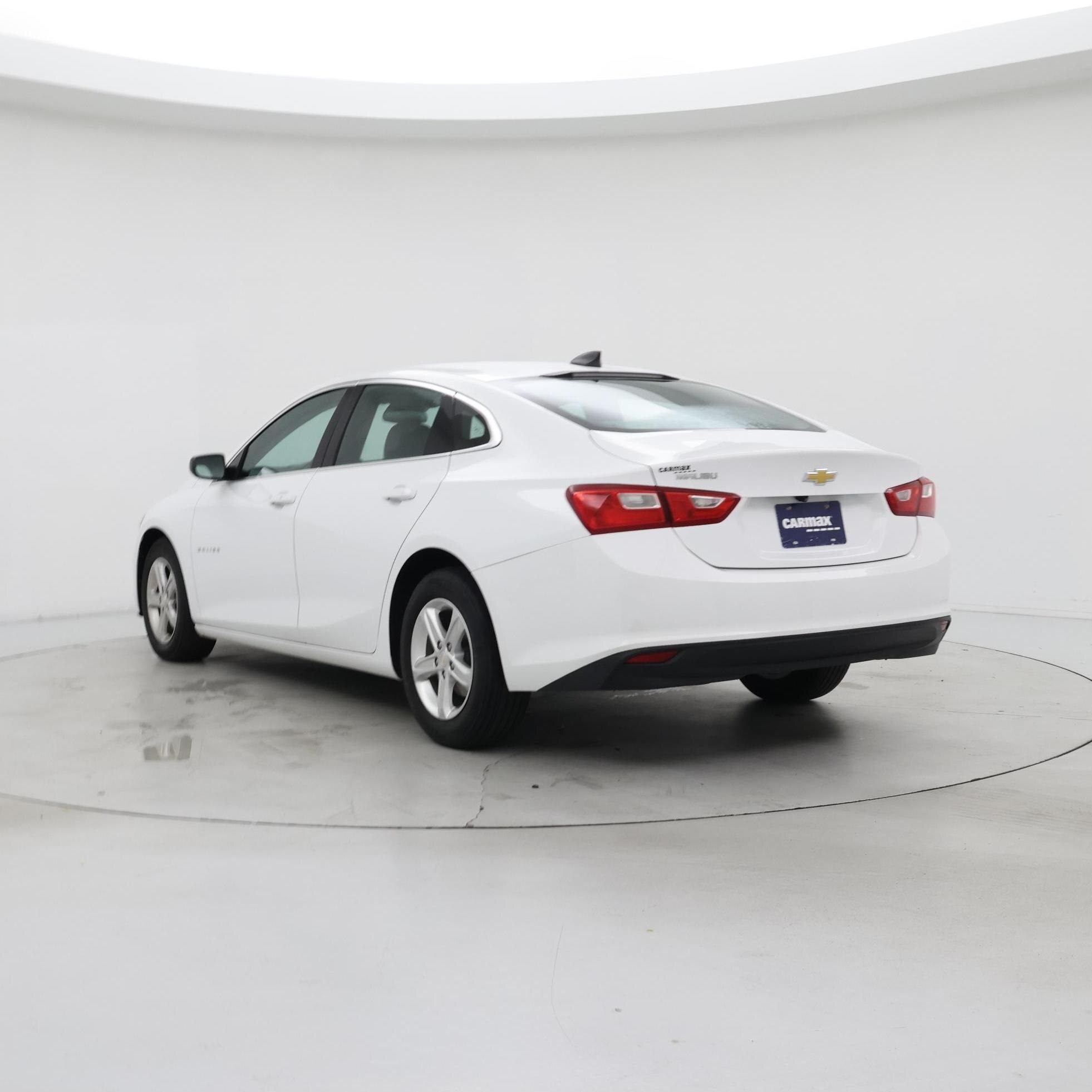 Thumbnail: 2023 Chevrolet Malibu - 2