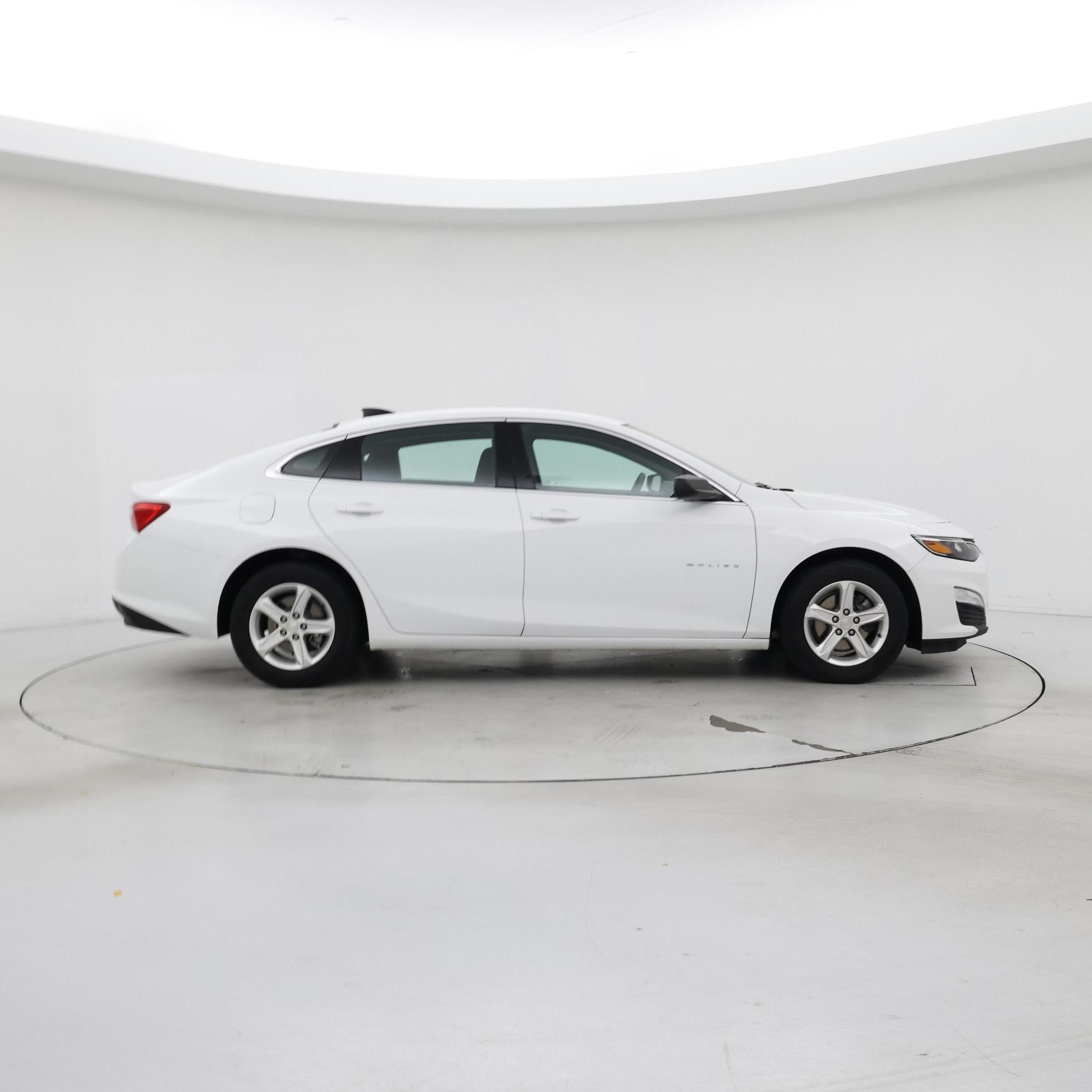 Thumbnail: 2023 Chevrolet Malibu - 7