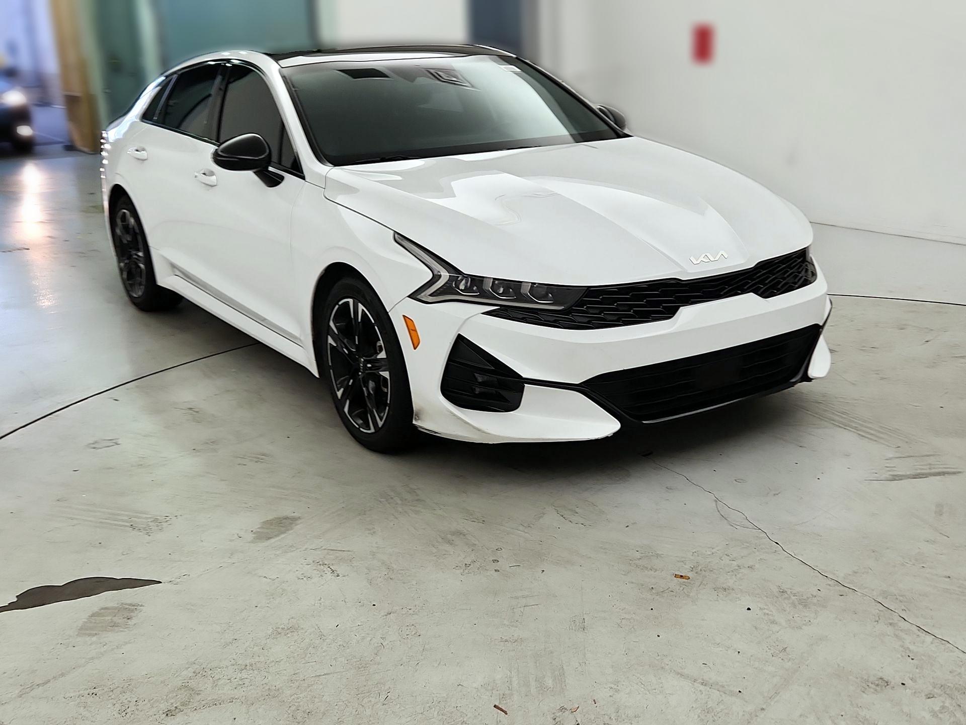 Thumbnail: 2023 Kia K5 - 1