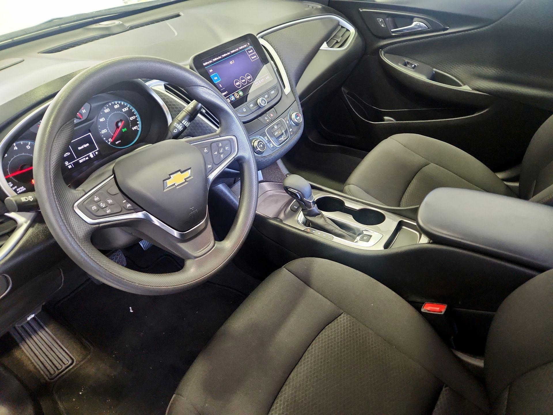 Thumbnail: 2023 Chevrolet Malibu - 11