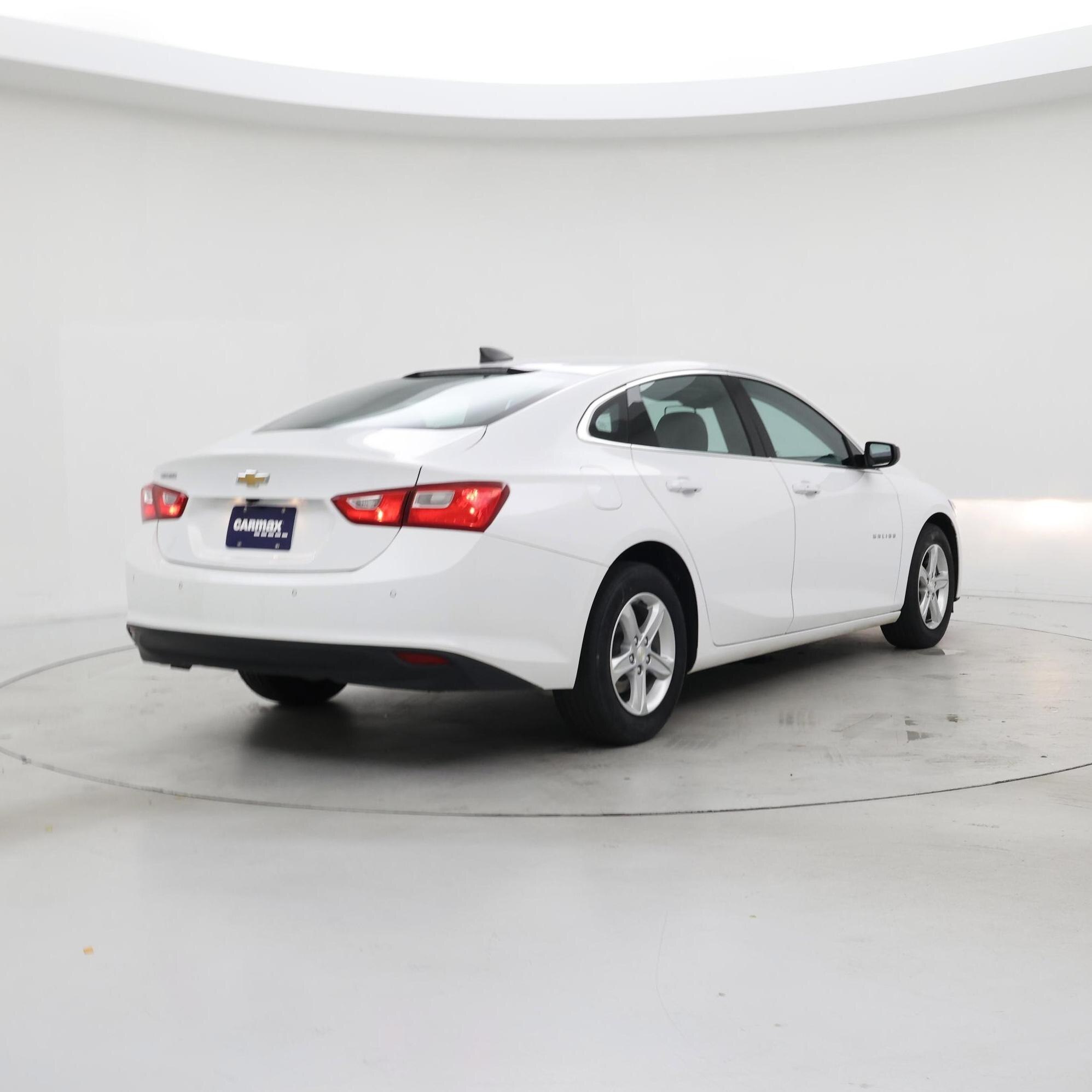 Thumbnail: 2023 Chevrolet Malibu - 8