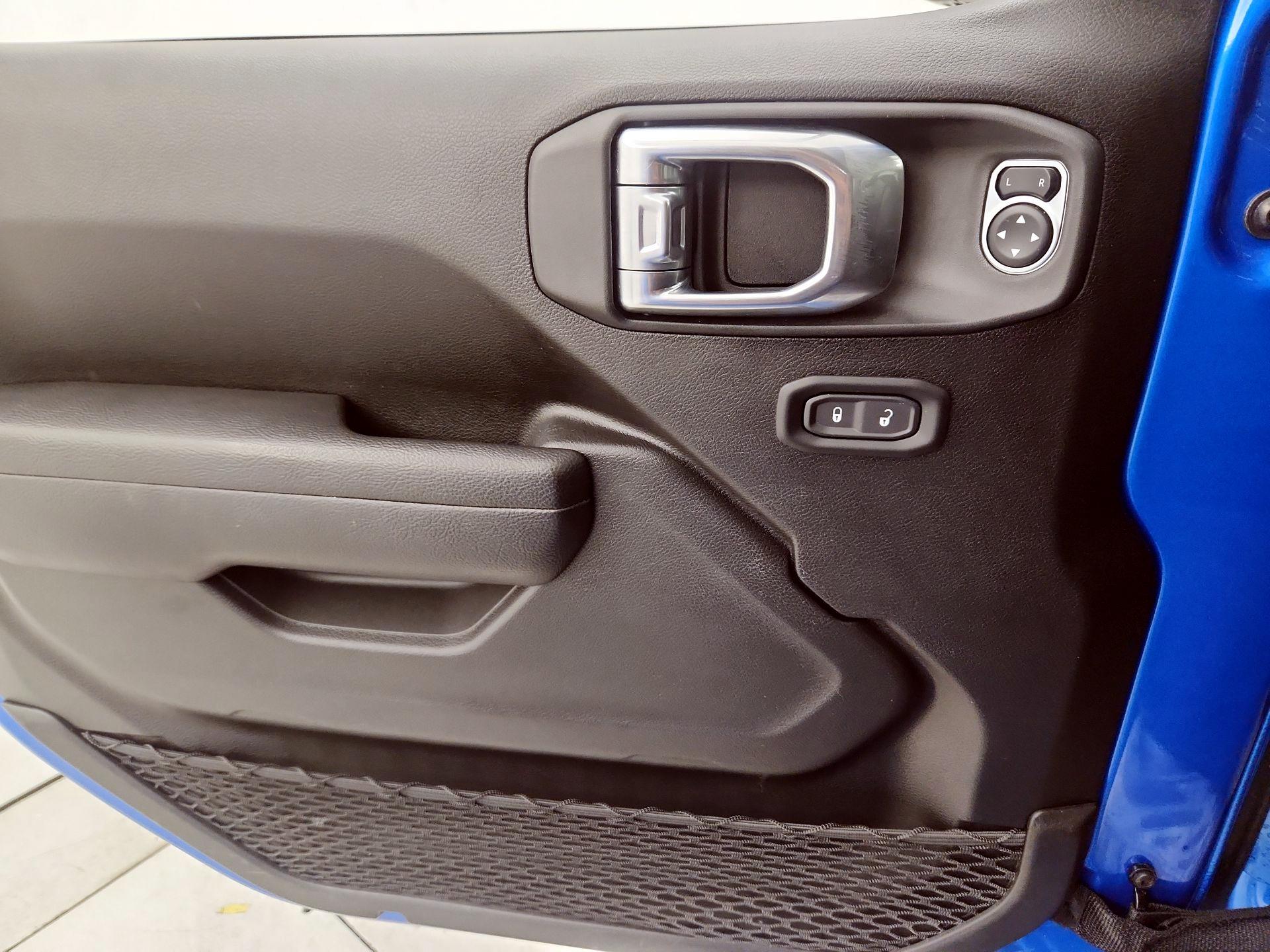 Thumbnail: 2024 Jeep Wrangler - 12