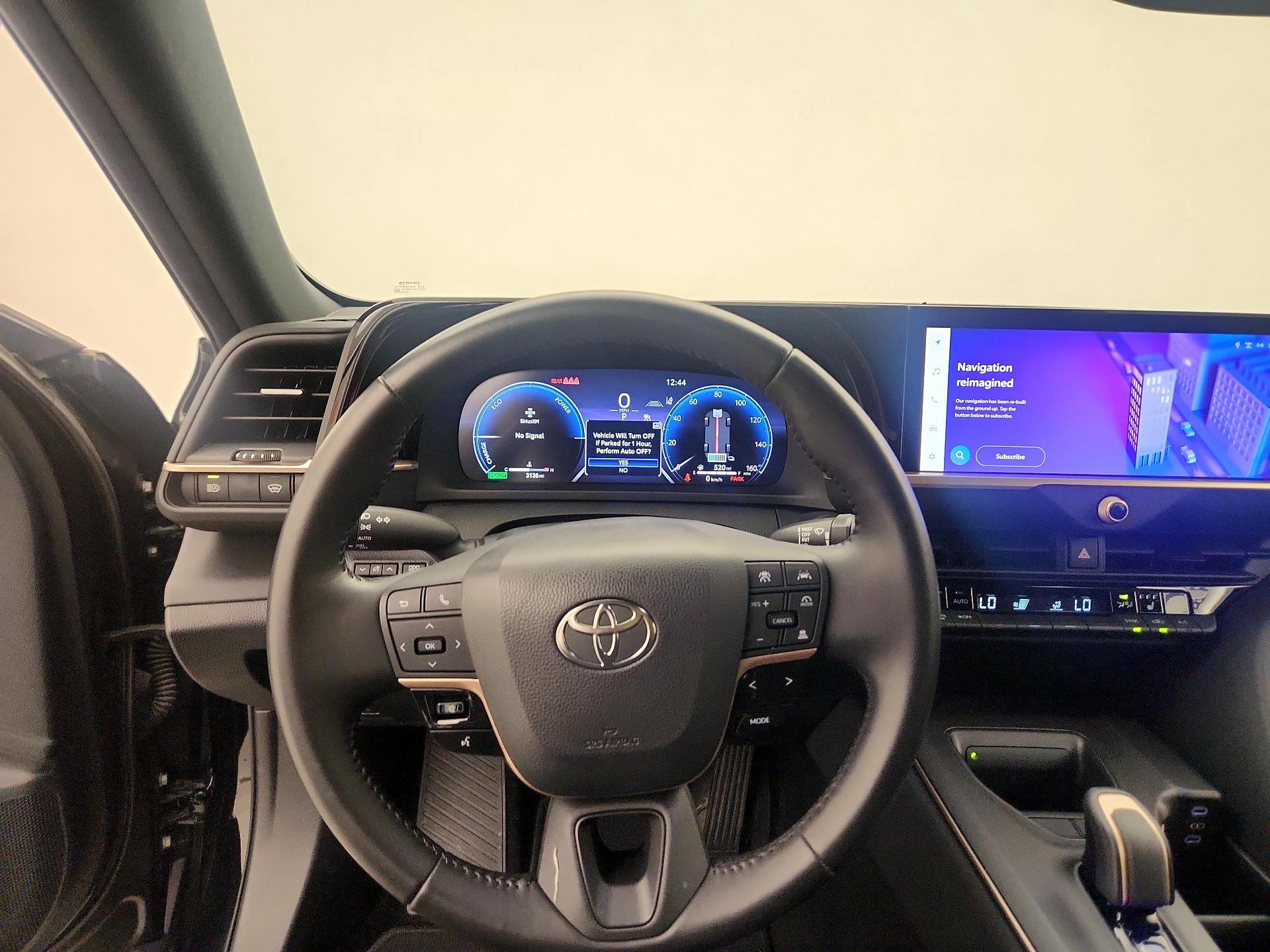 Thumbnail: 2023 Toyota Crown - 10