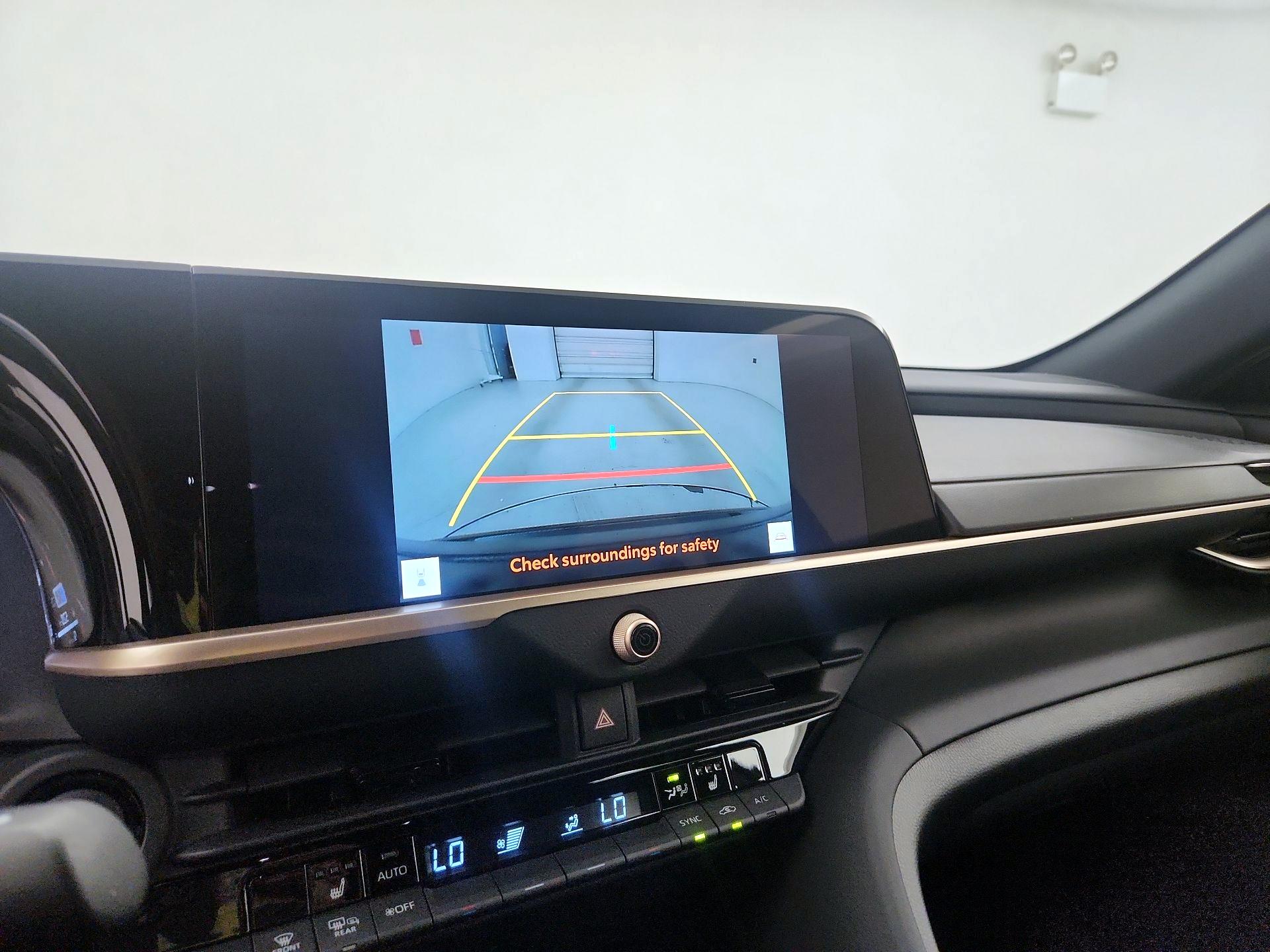 Thumbnail: 2023 Toyota Crown - 15