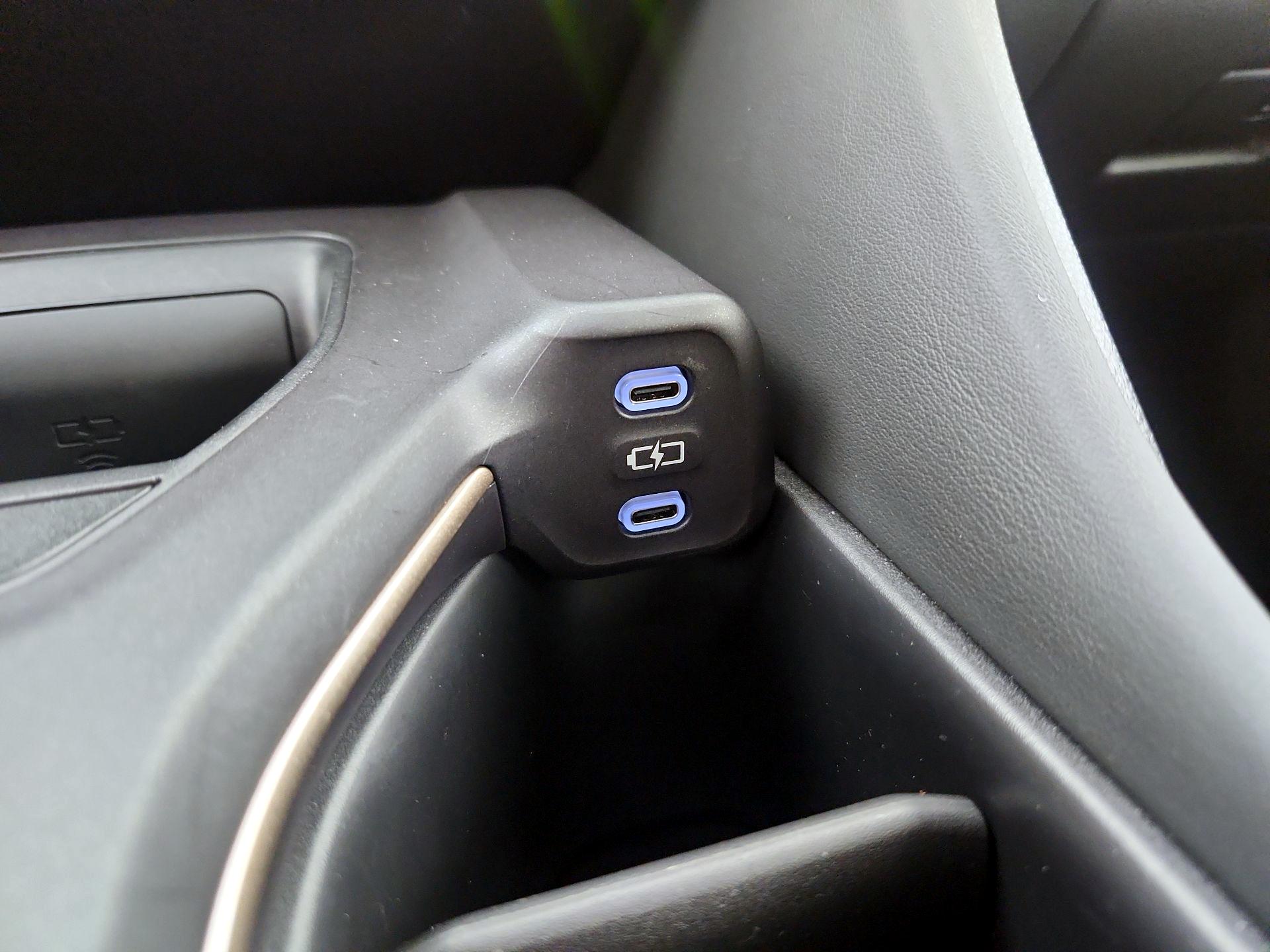 Thumbnail: 2023 Toyota Crown - 19