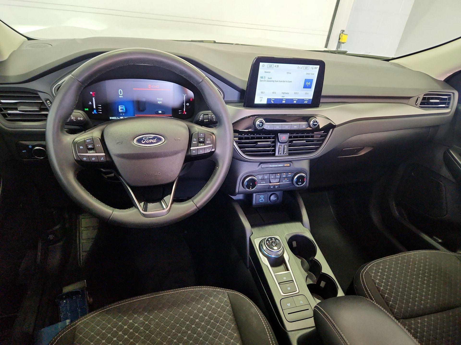 Thumbnail: 2023 Ford Escape - 9
