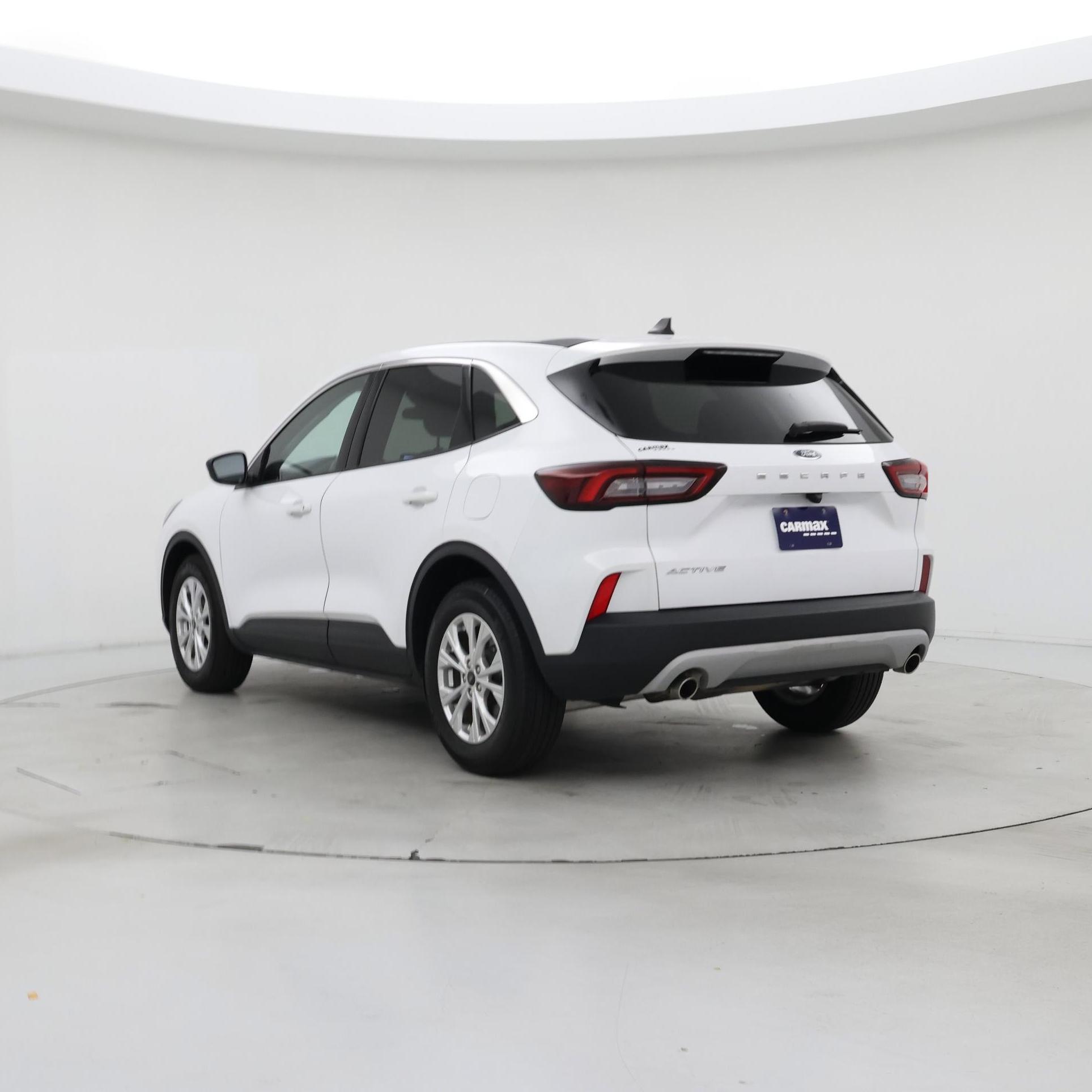Thumbnail: 2023 Ford Escape - 2