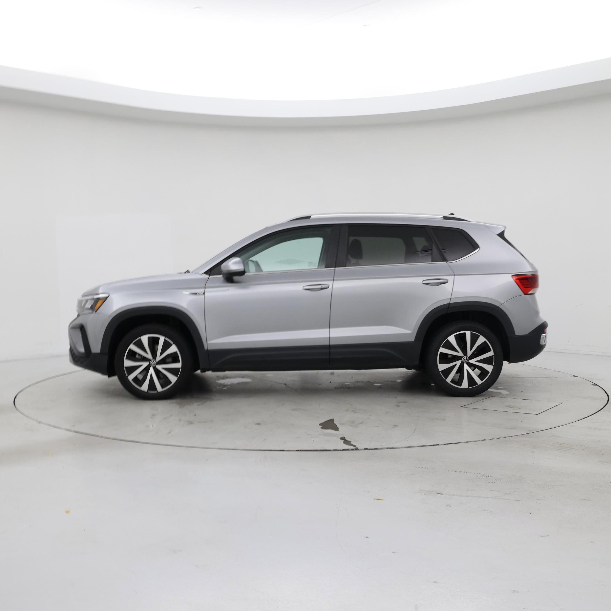 Thumbnail: 2024 Volkswagen Taos - 3