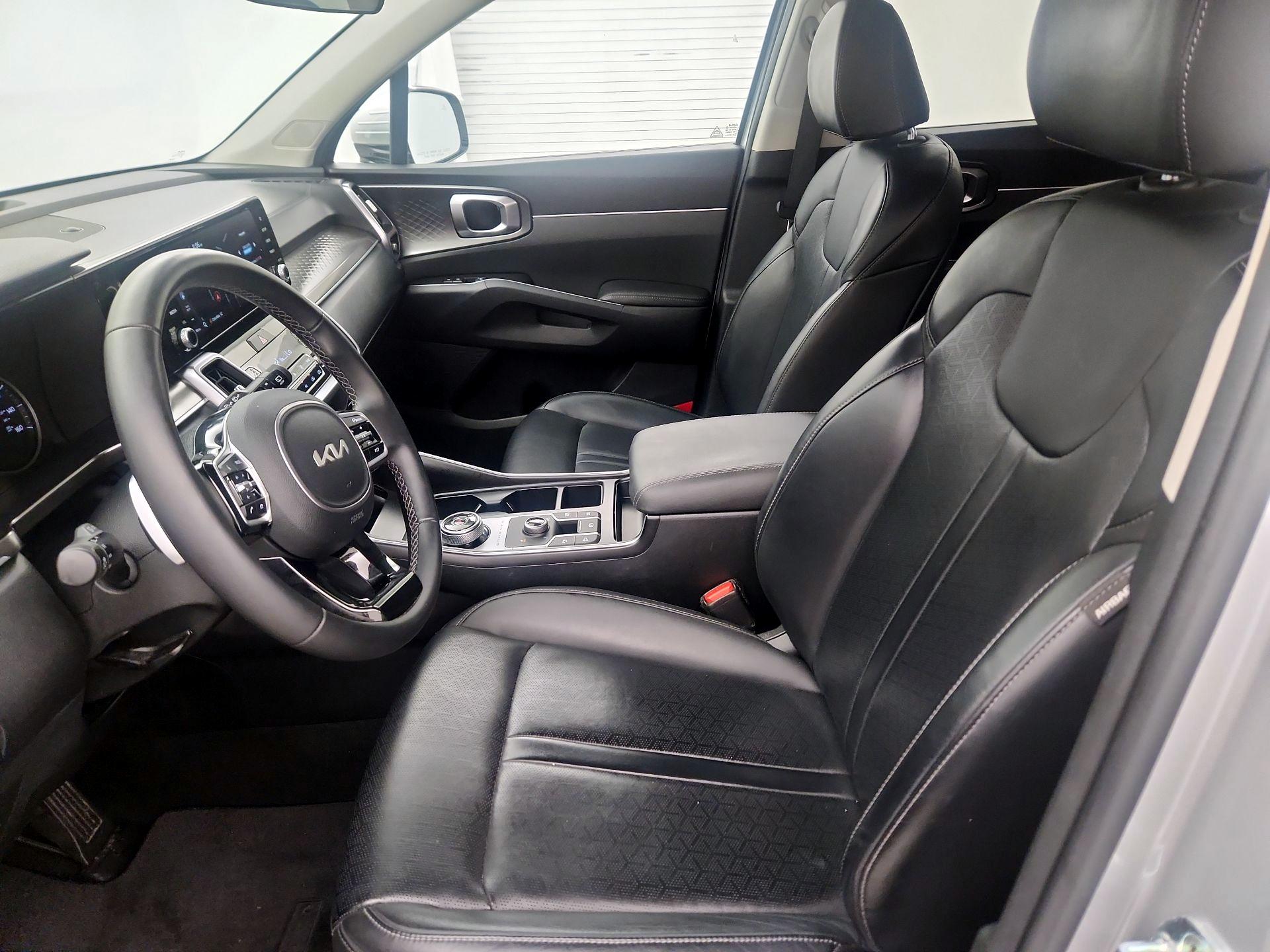 Thumbnail: 2022 Kia Sorento - 11