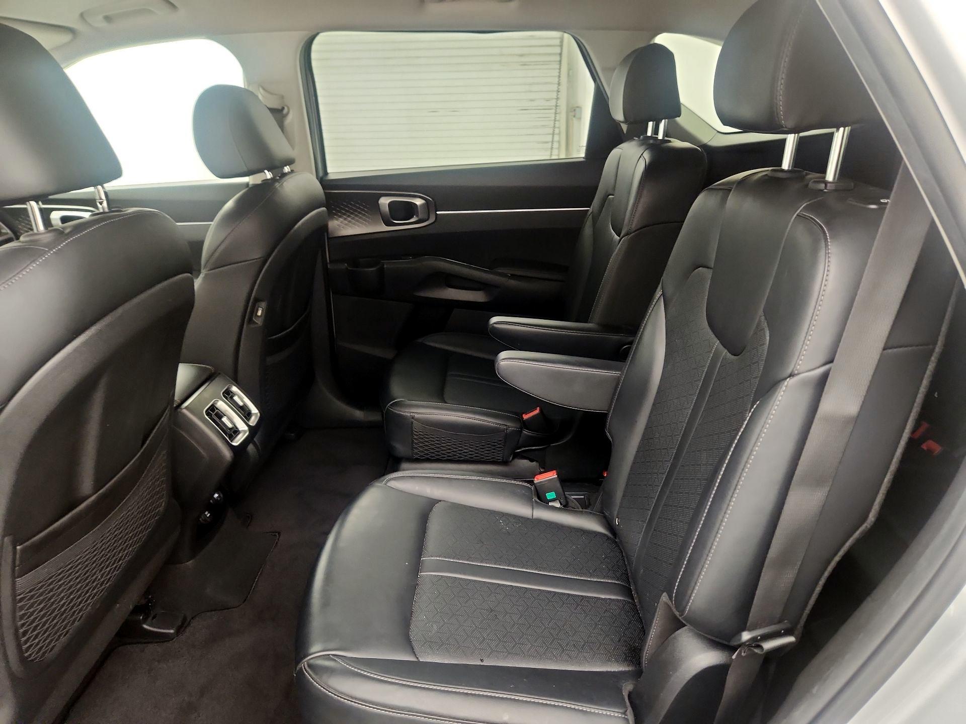 Thumbnail: 2022 Kia Sorento - 20