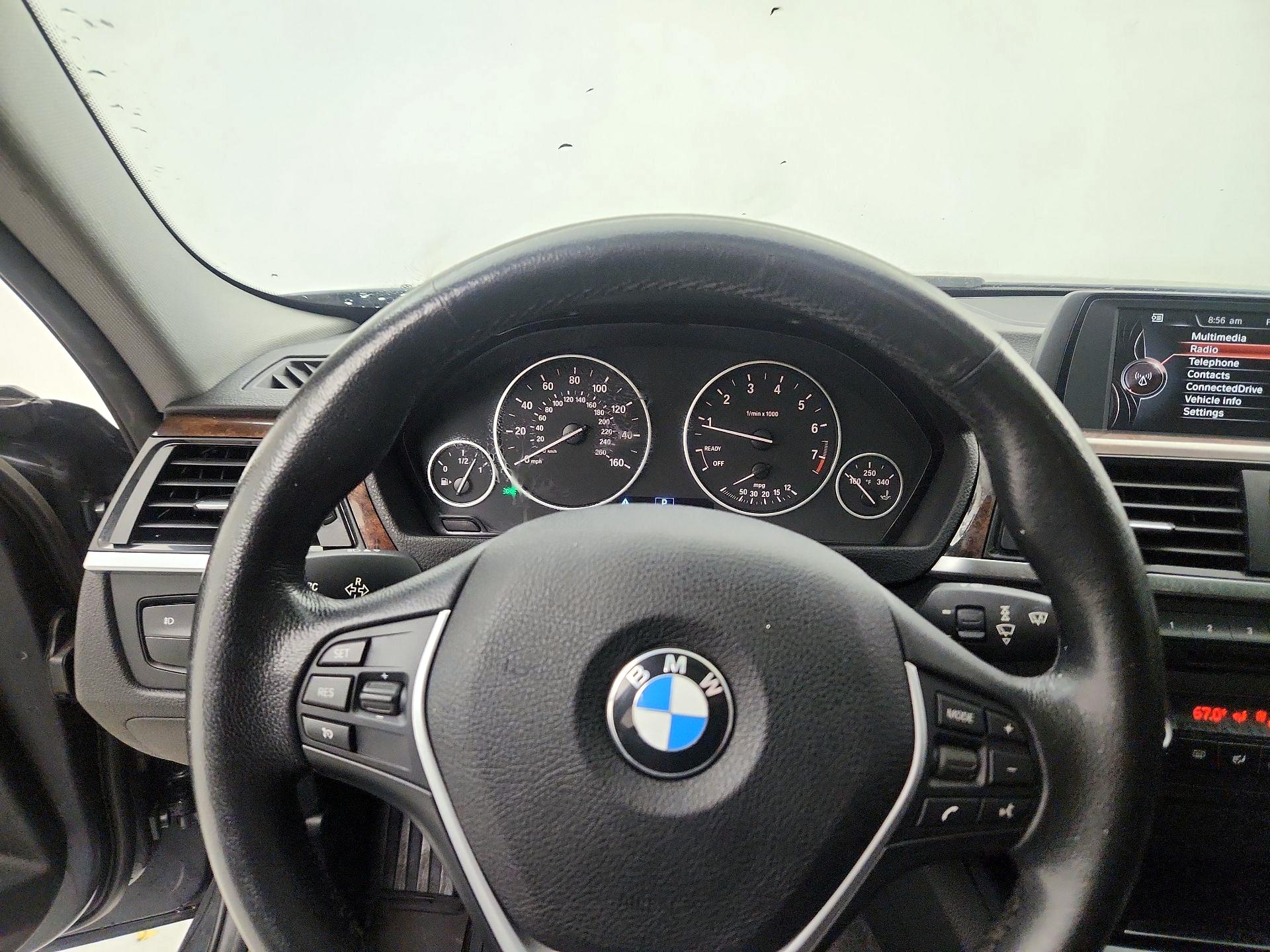 Thumbnail: 2015 BMW 3 Series - 10