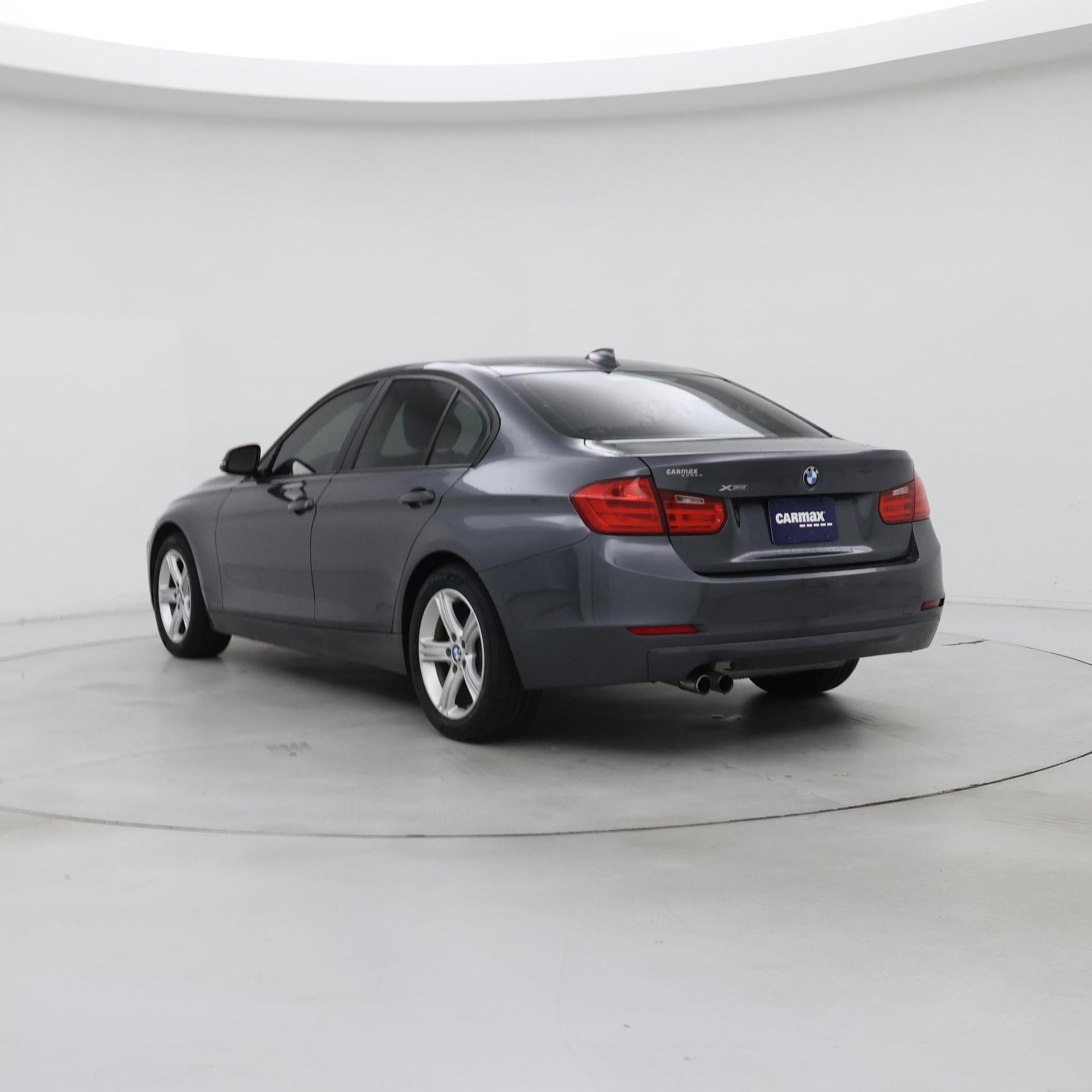 Thumbnail: 2015 BMW 3 Series - 2