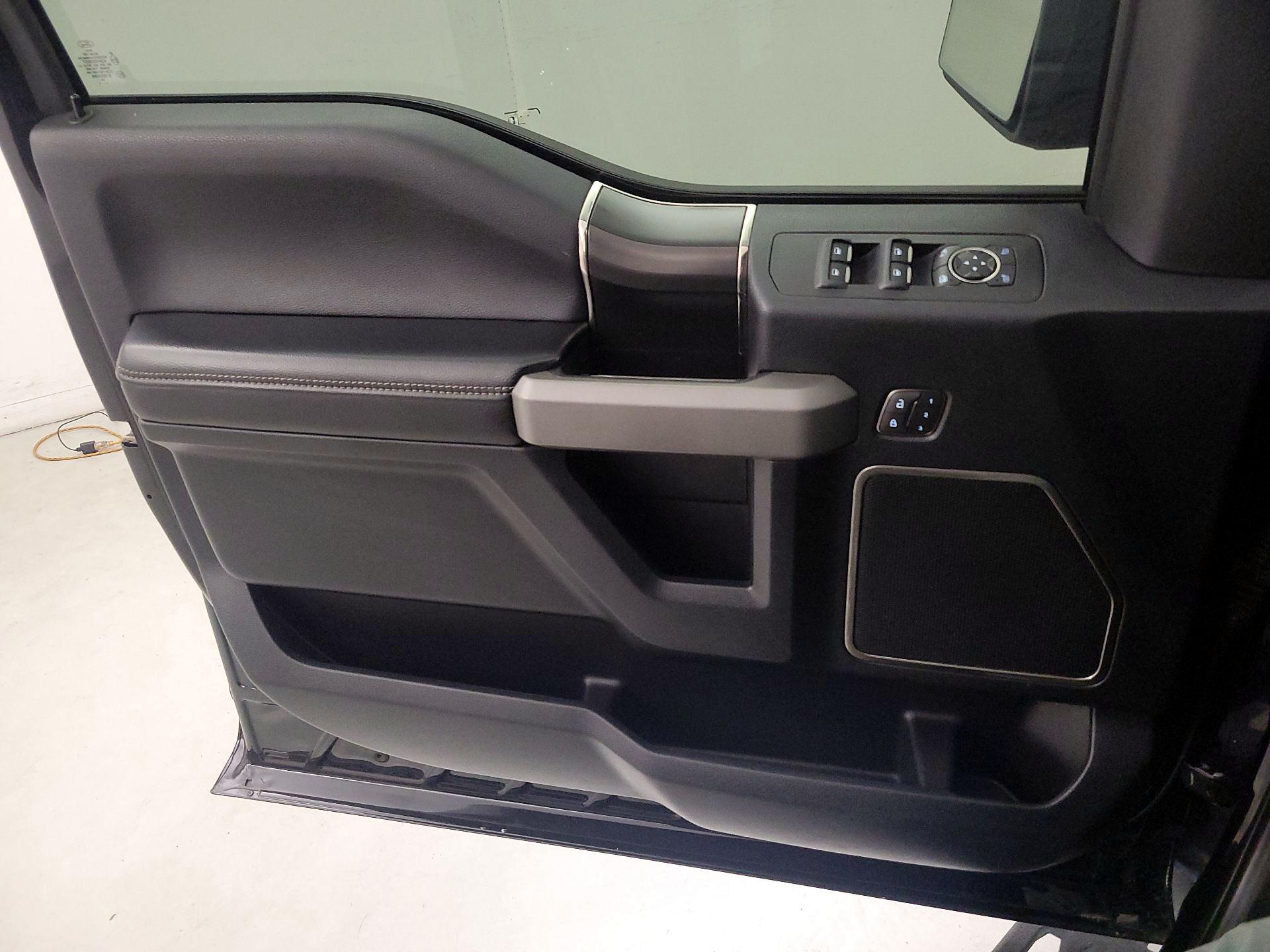 Thumbnail: 2019 Ford F-150 - 10