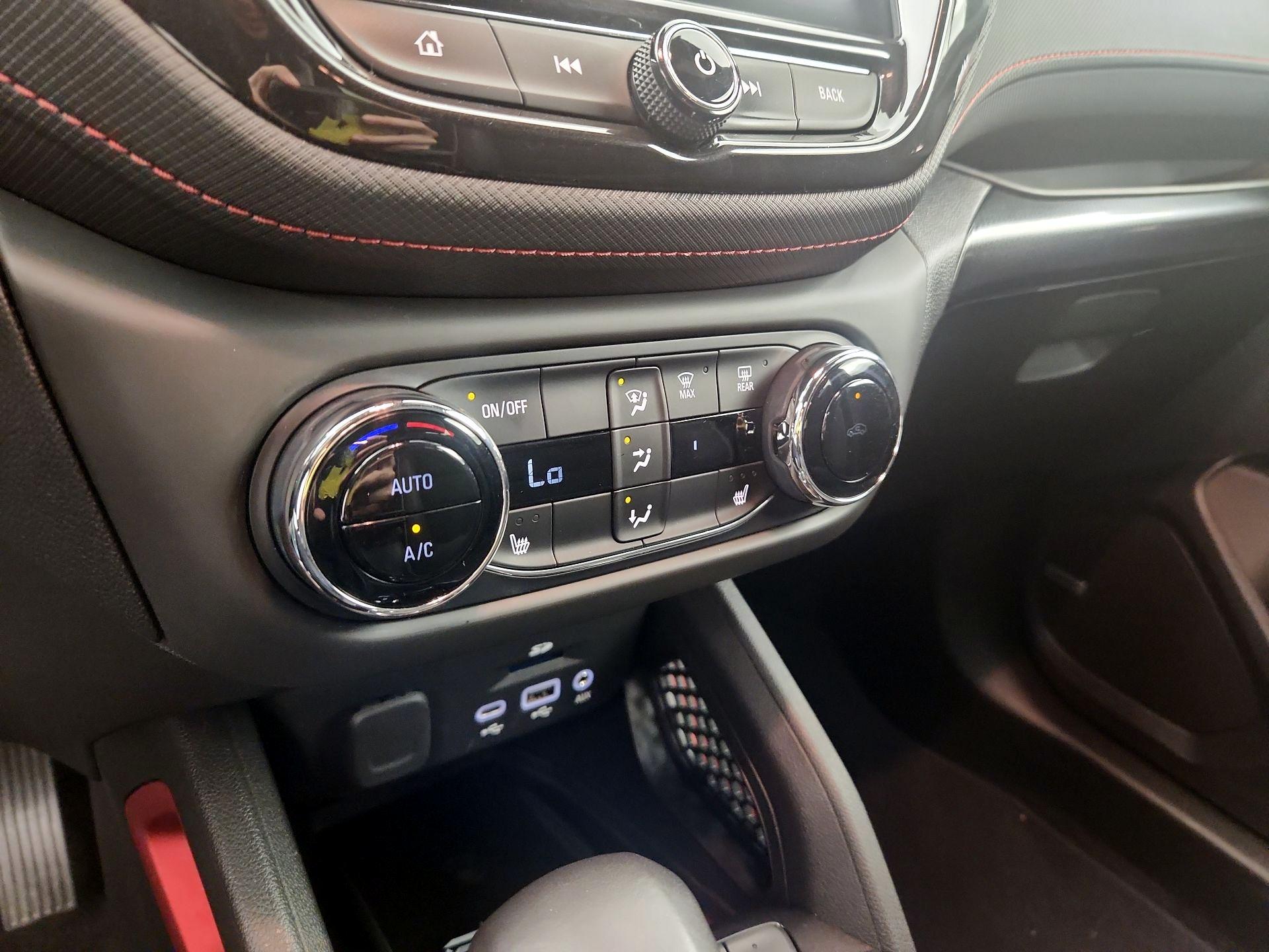 Thumbnail: 2021 Chevrolet TrailBlazer - 16