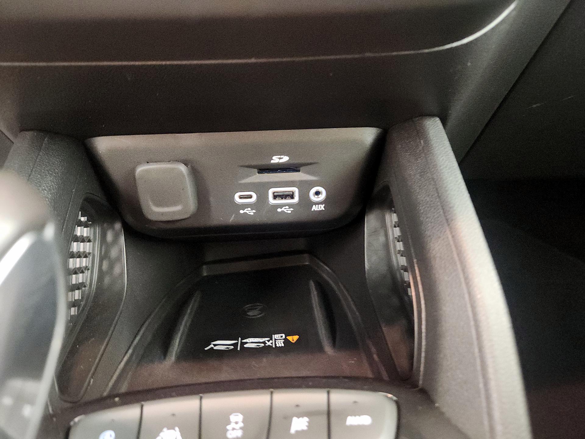 Thumbnail: 2021 Chevrolet TrailBlazer - 18