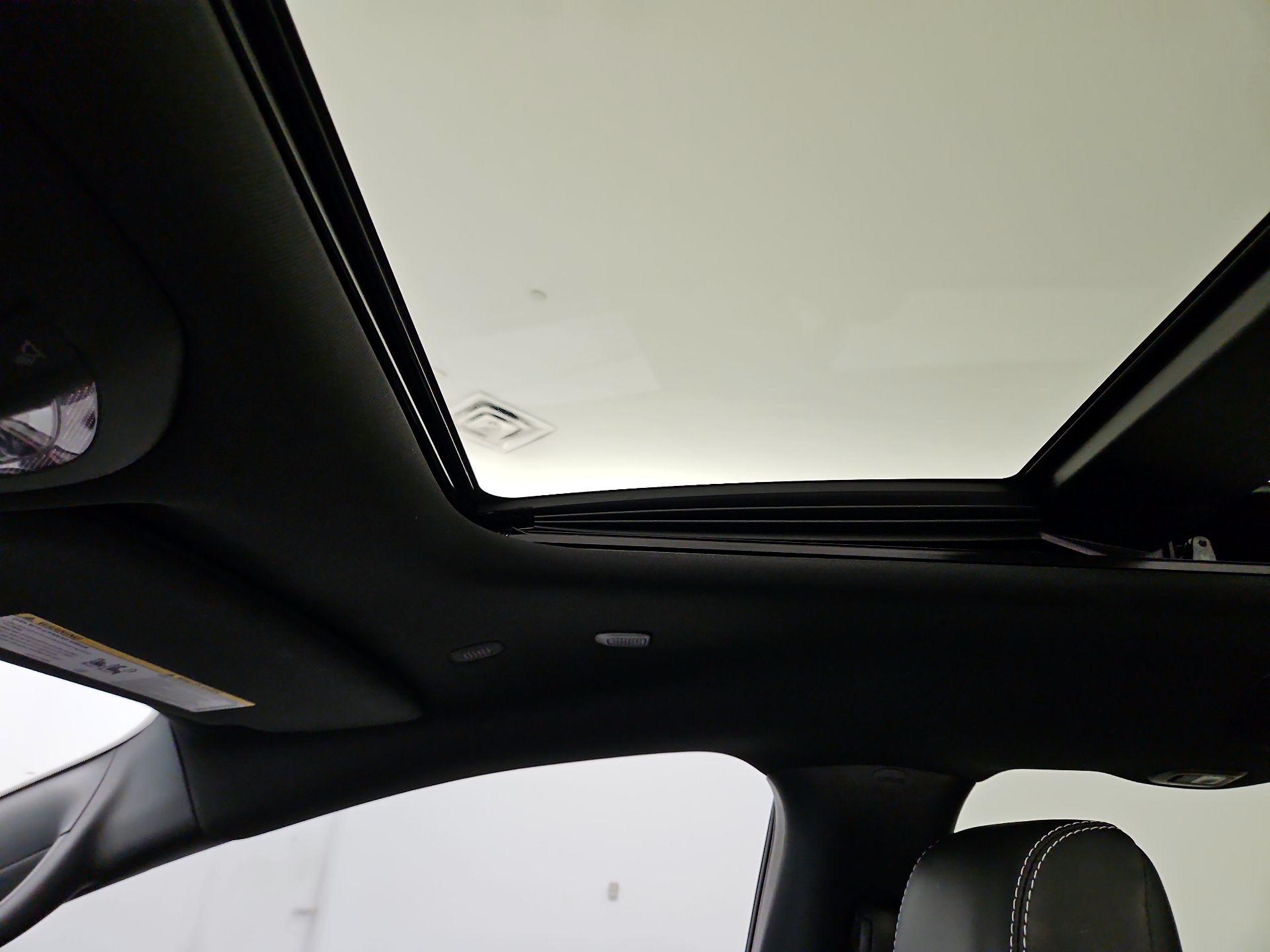 Thumbnail: 2023 Chrysler Pacifica - 20