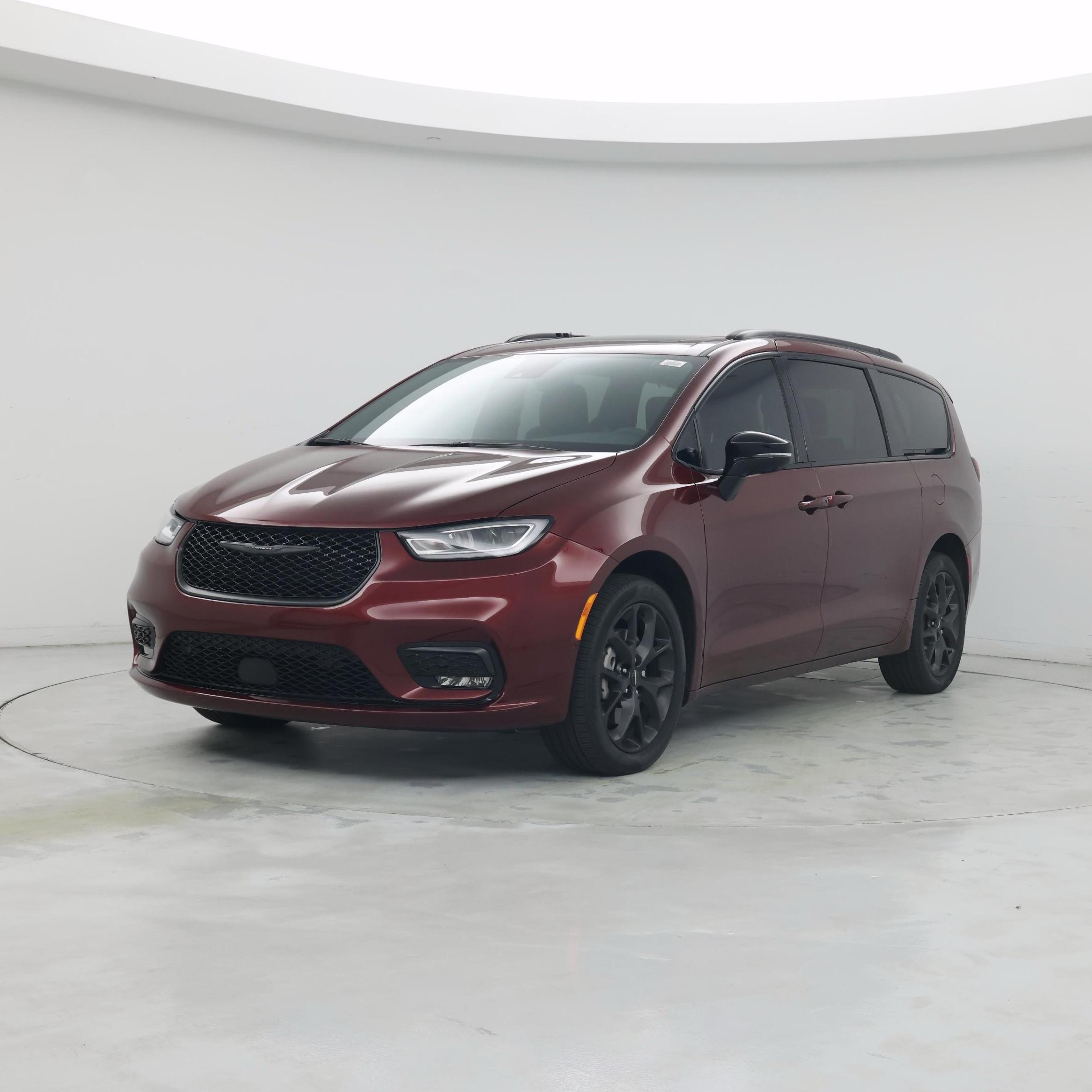 Thumbnail: 2023 Chrysler Pacifica - 4