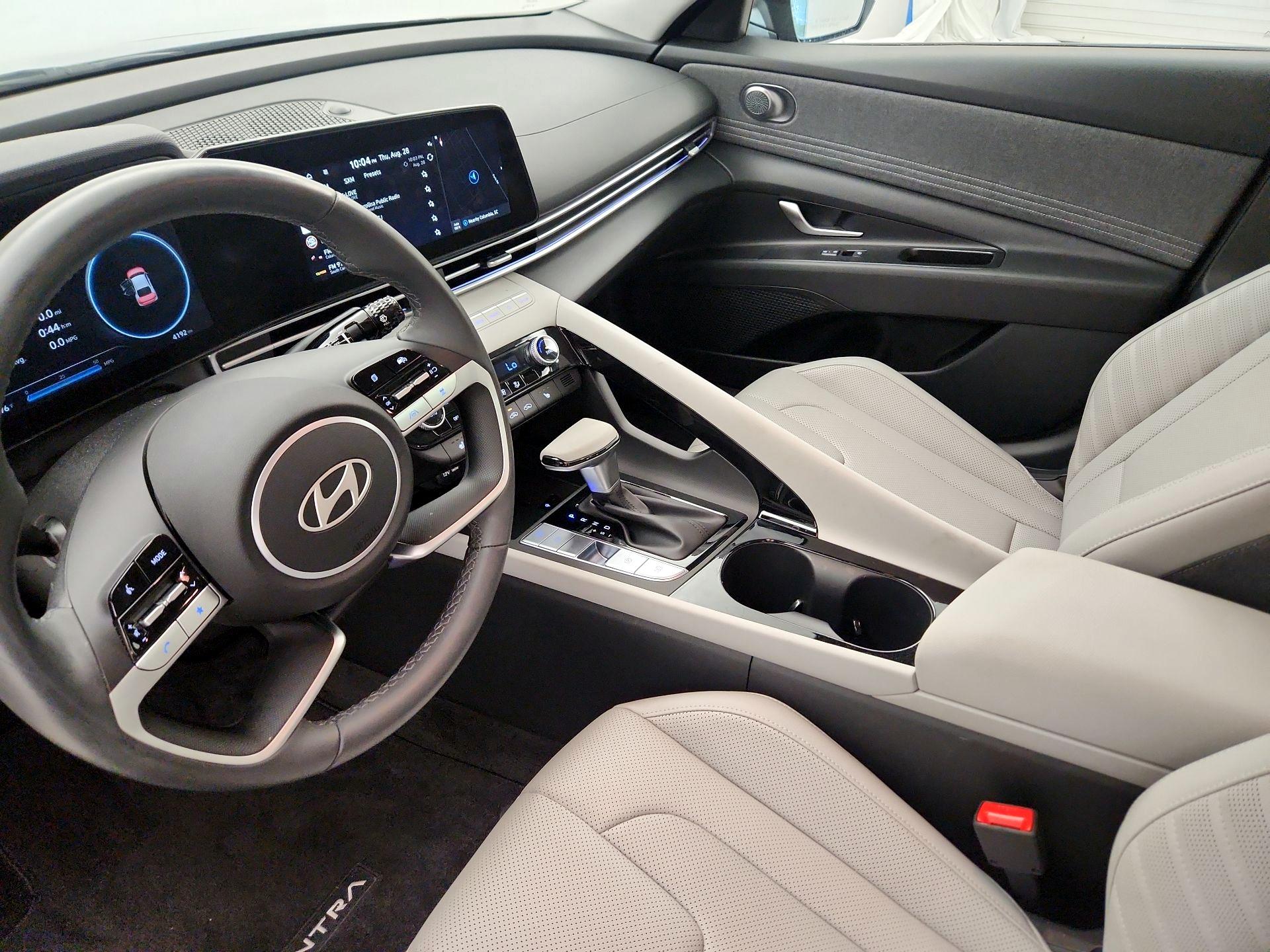 Thumbnail: 2025 Hyundai Elantra - 11