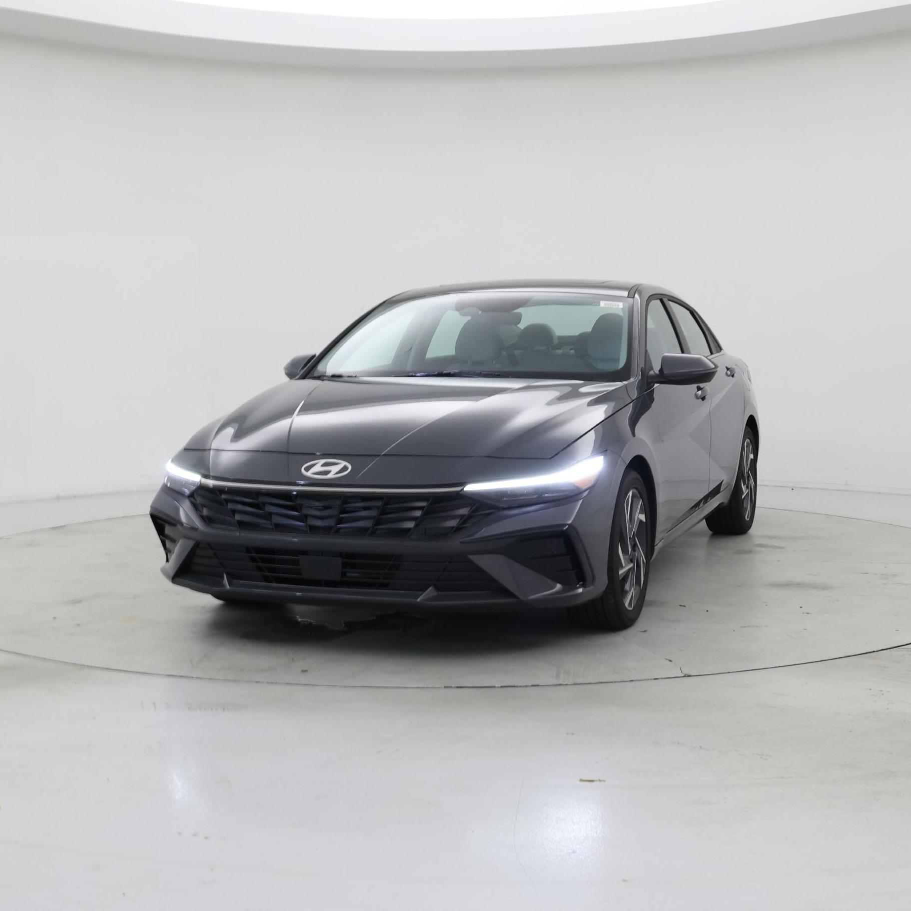 Thumbnail: 2025 Hyundai Elantra - 4