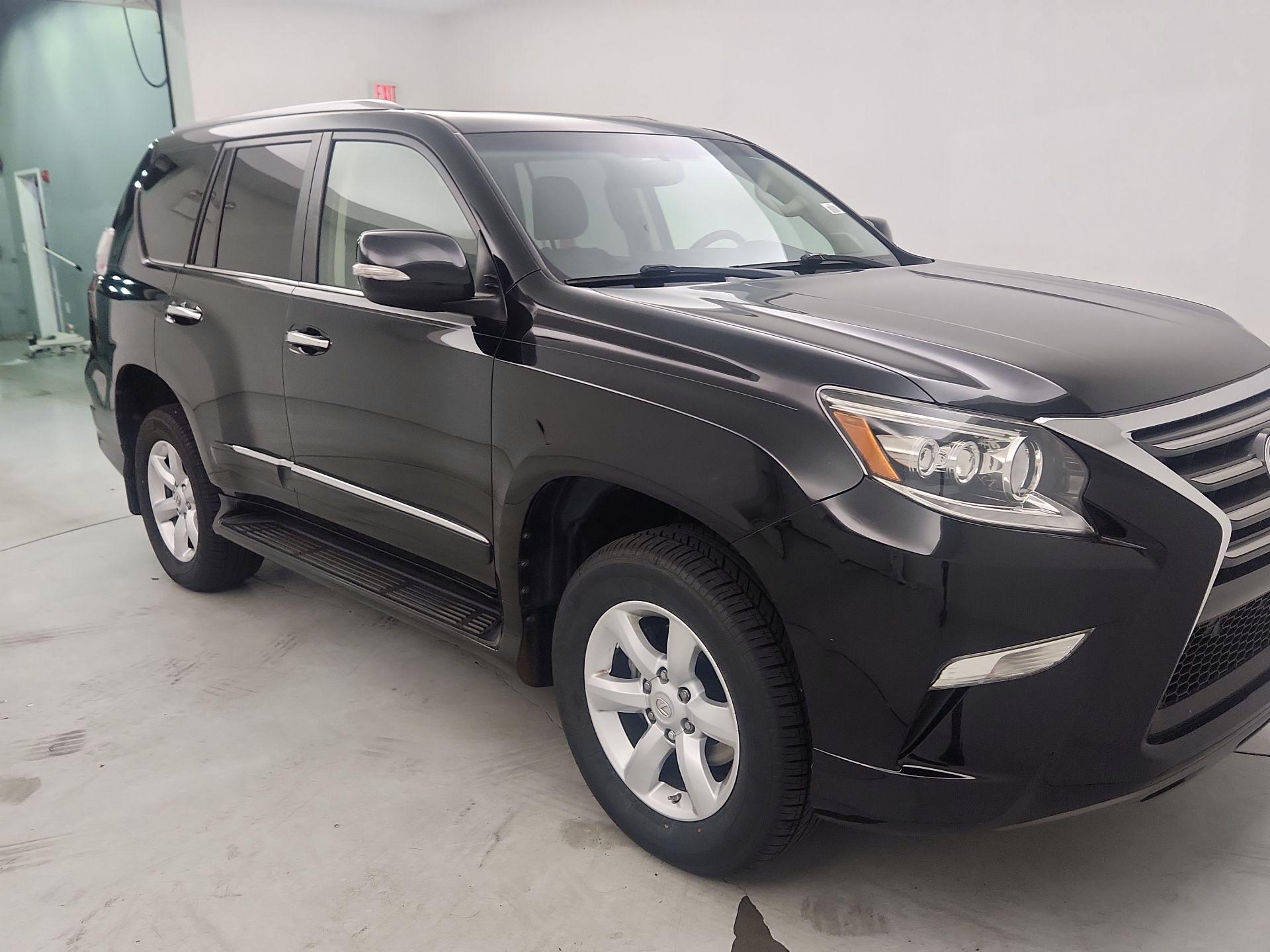 Thumbnail: 2017 Lexus GX - 1