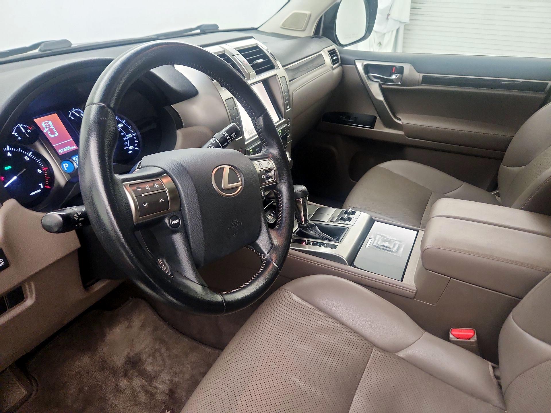 Thumbnail: 2017 Lexus GX - 9