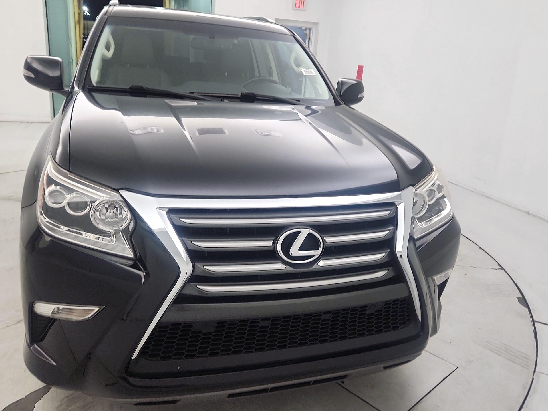 Thumbnail: 2017 Lexus GX - 2