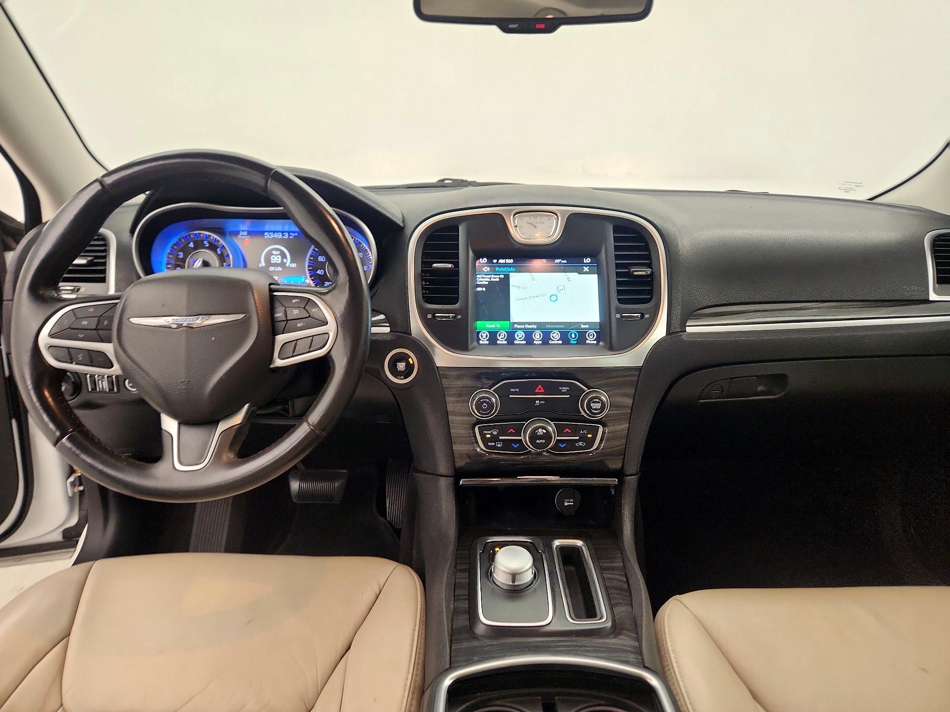 Thumbnail: 2017 Chrysler 300 - 9