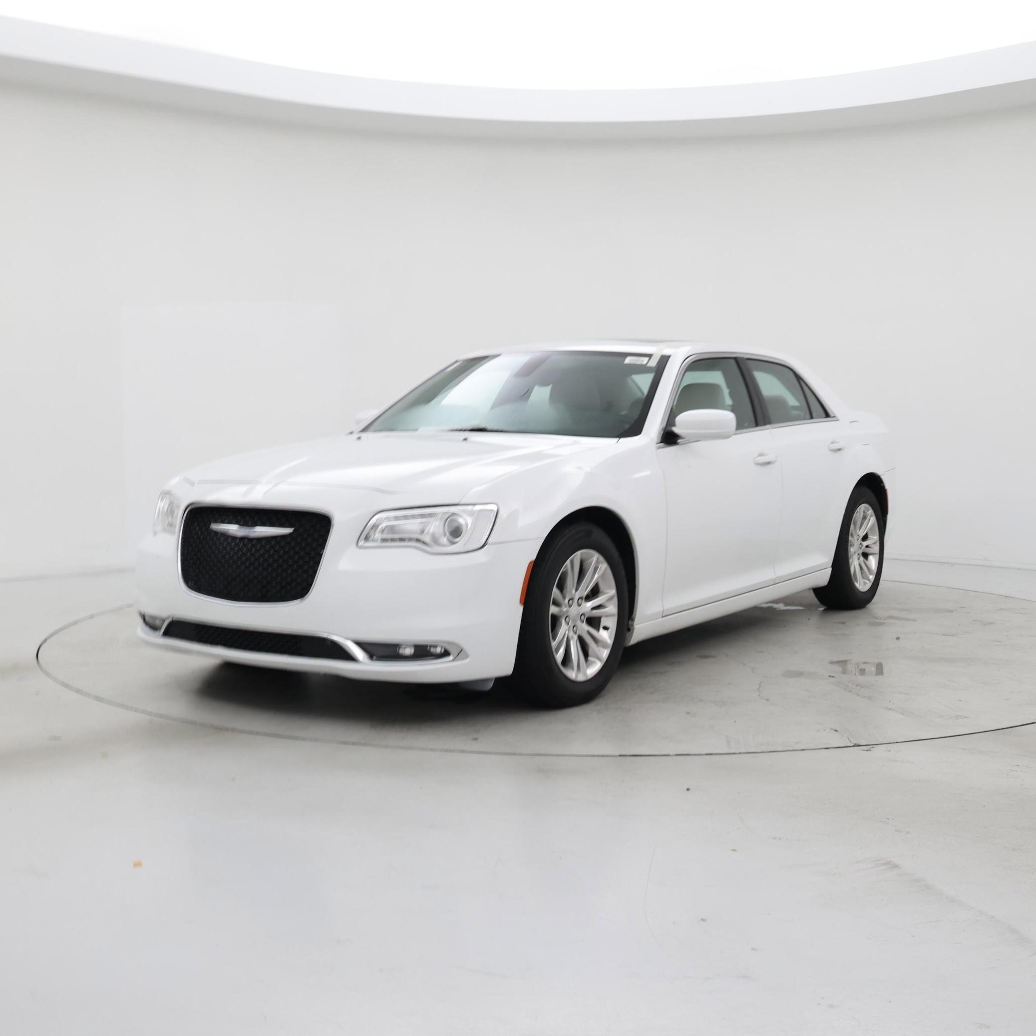 Thumbnail: 2017 Chrysler 300 - 4