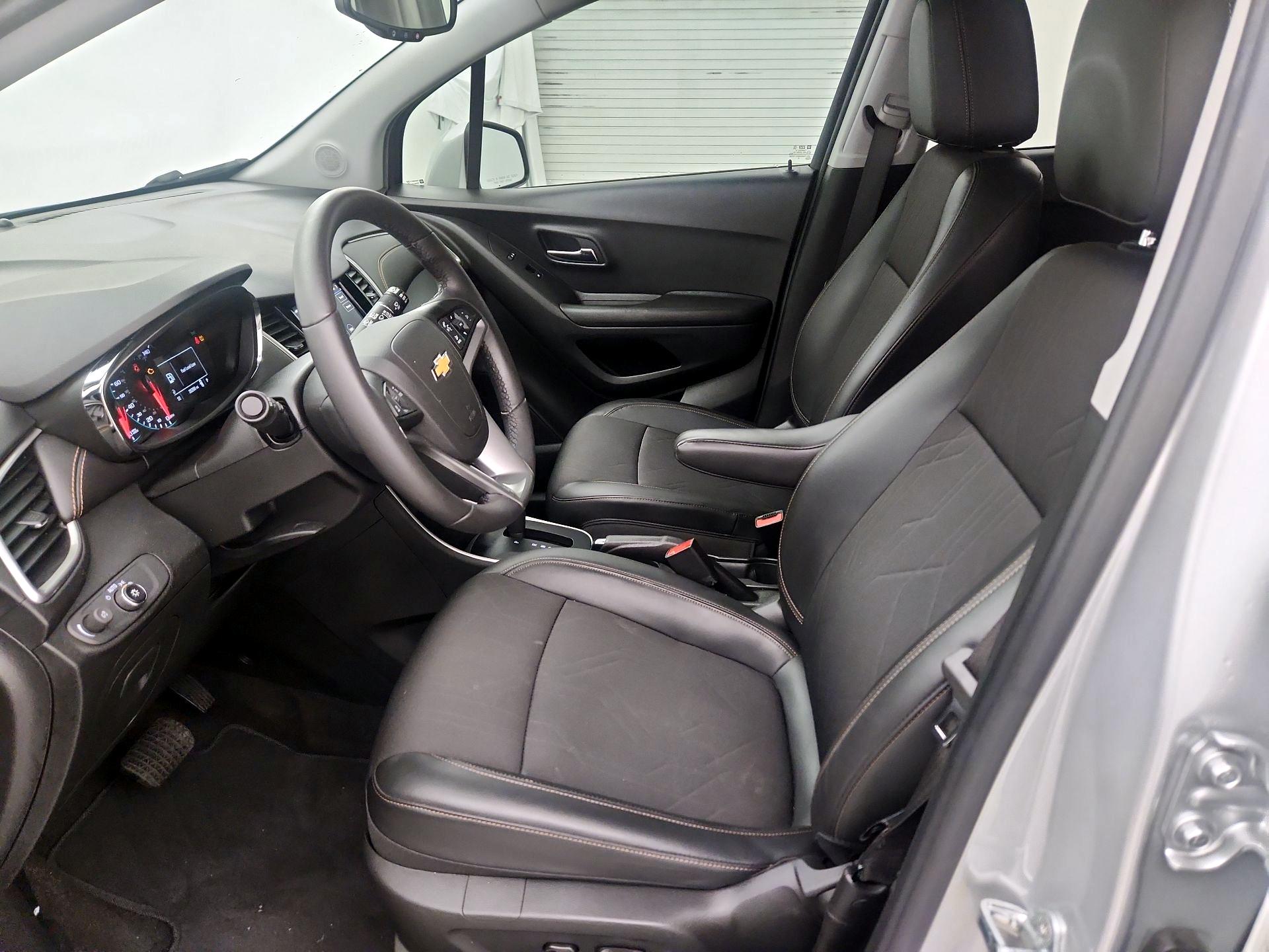Thumbnail: 2022 Chevrolet Trax - 11