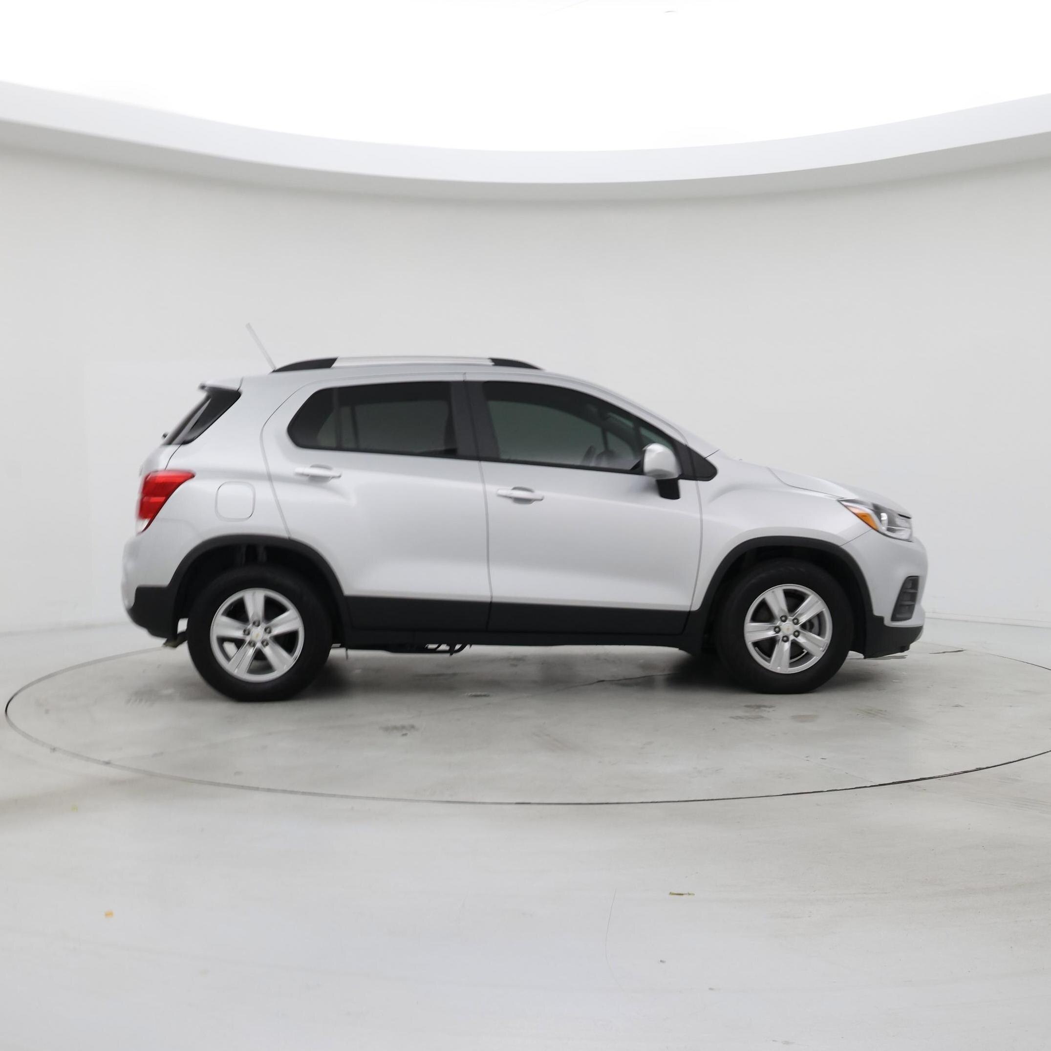 Thumbnail: 2022 Chevrolet Trax - 7