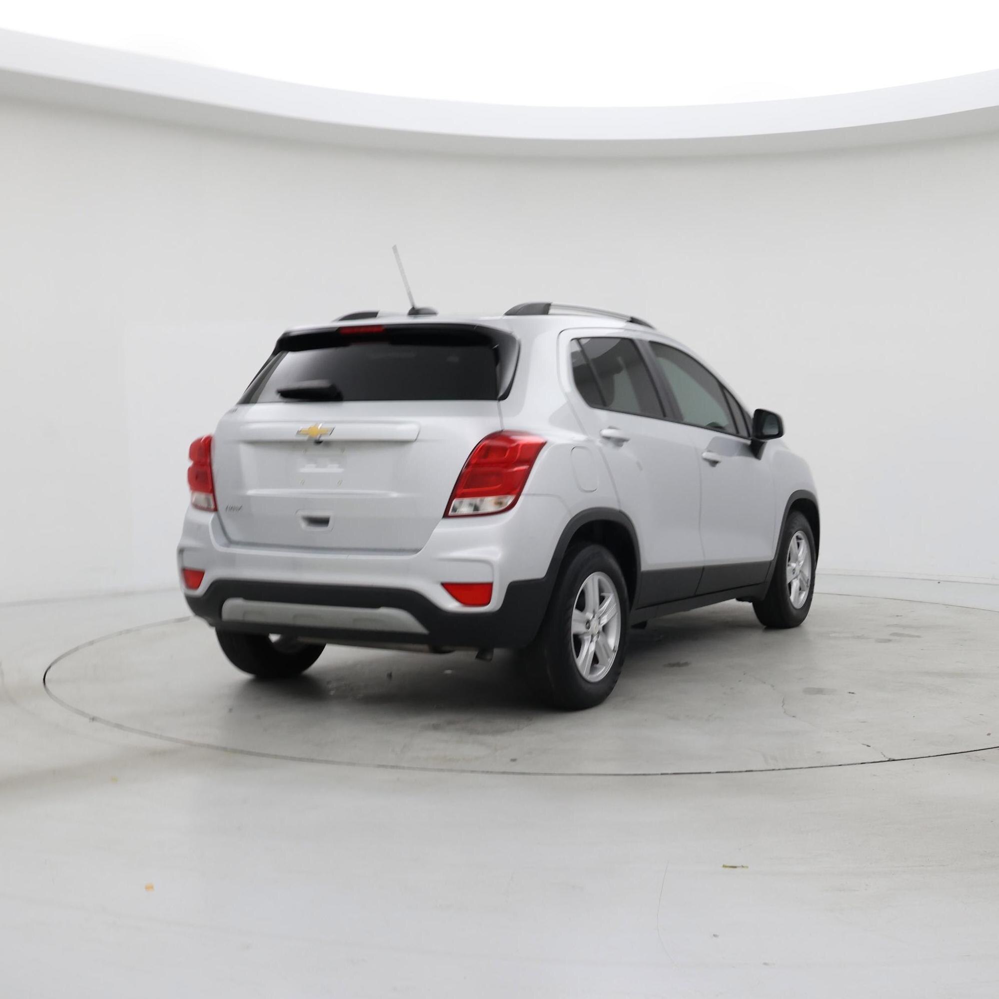 Thumbnail: 2022 Chevrolet Trax - 8