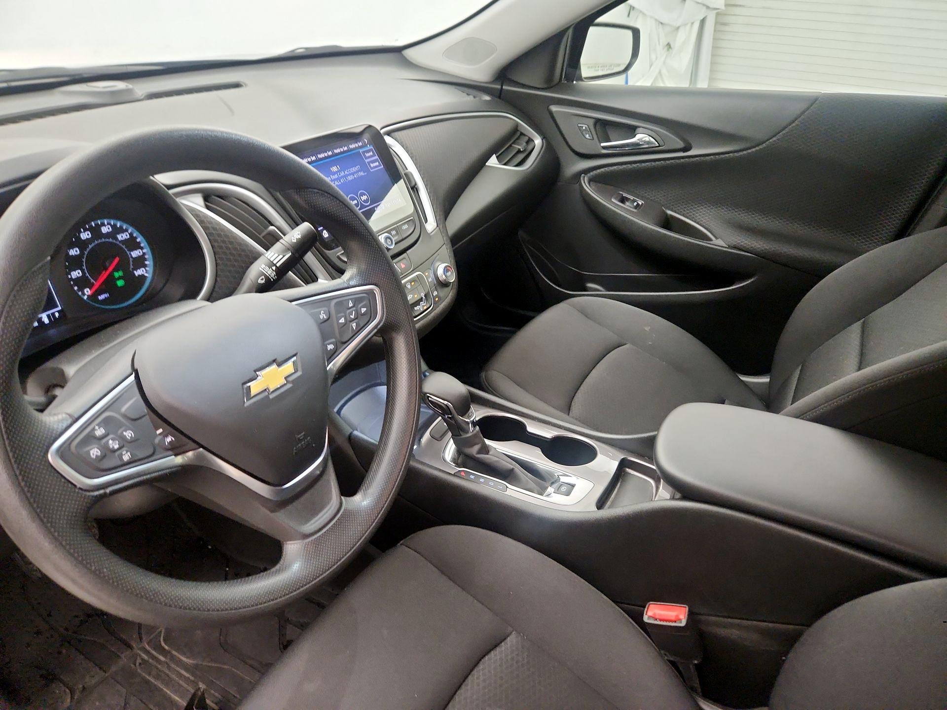 Thumbnail: 2023 Chevrolet Malibu - 9