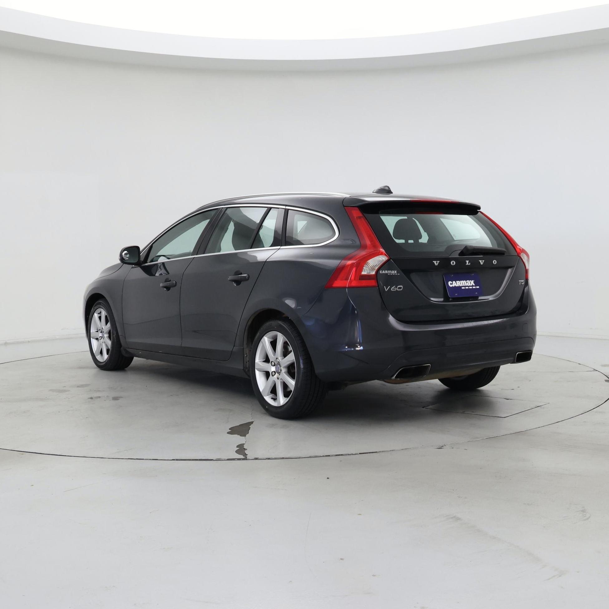 Thumbnail: 2016 Volvo V60 - 2