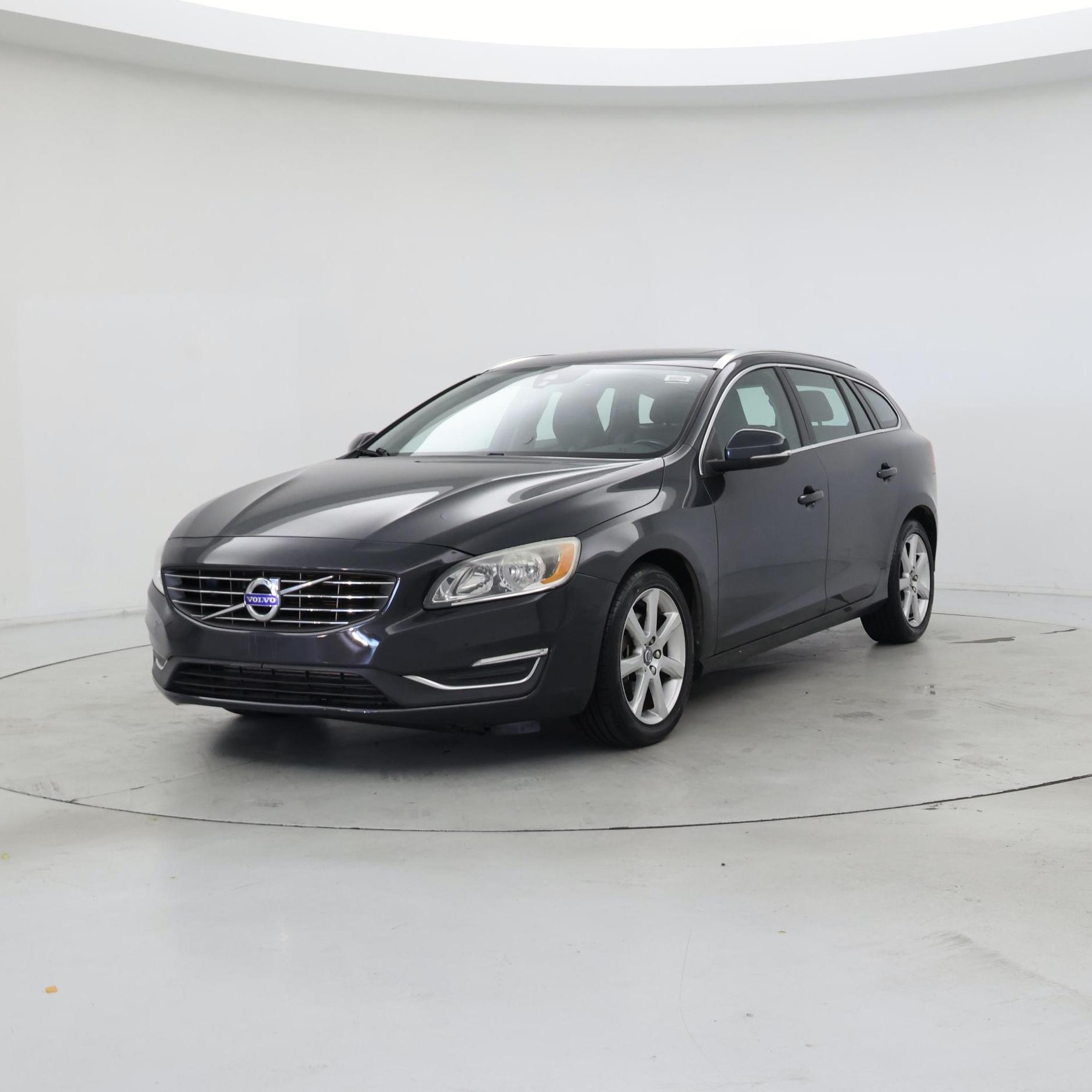 Thumbnail: 2016 Volvo V60 - 4
