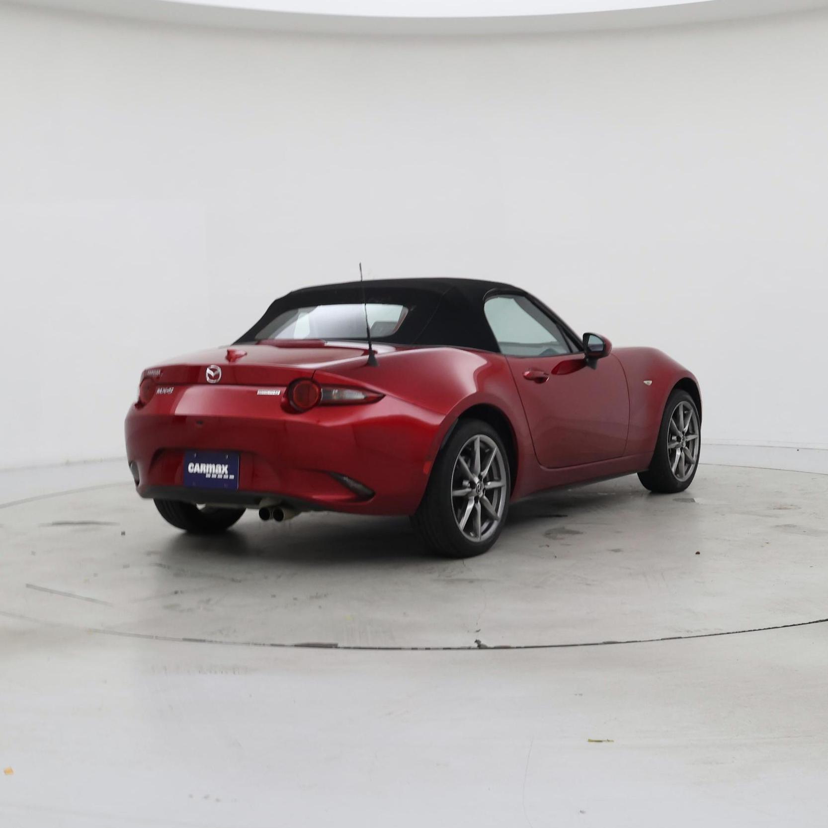Thumbnail: 2023 Mazda MX-5 Miata - 8