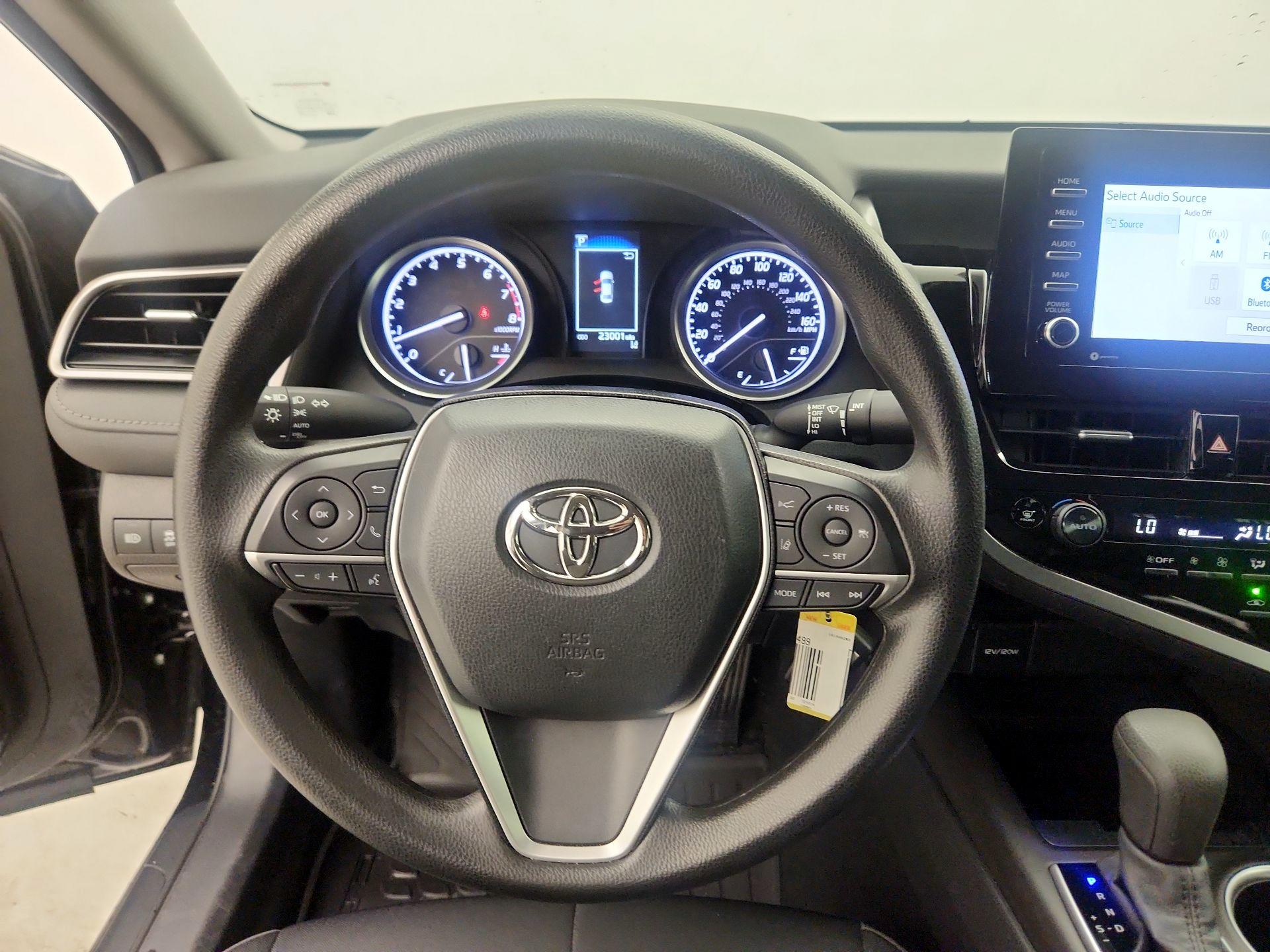 Thumbnail: 2022 Toyota Camry - 10