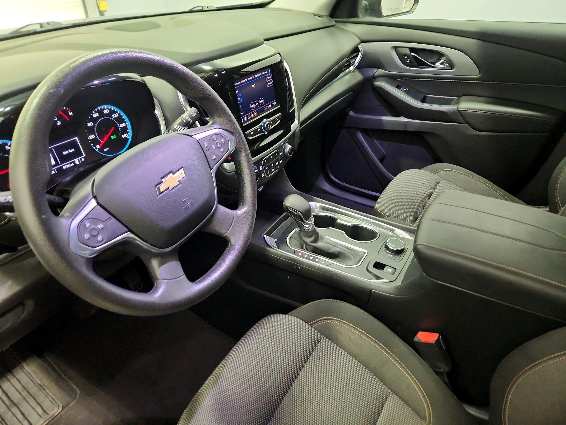 Thumbnail: 2021 Chevrolet Traverse - 11