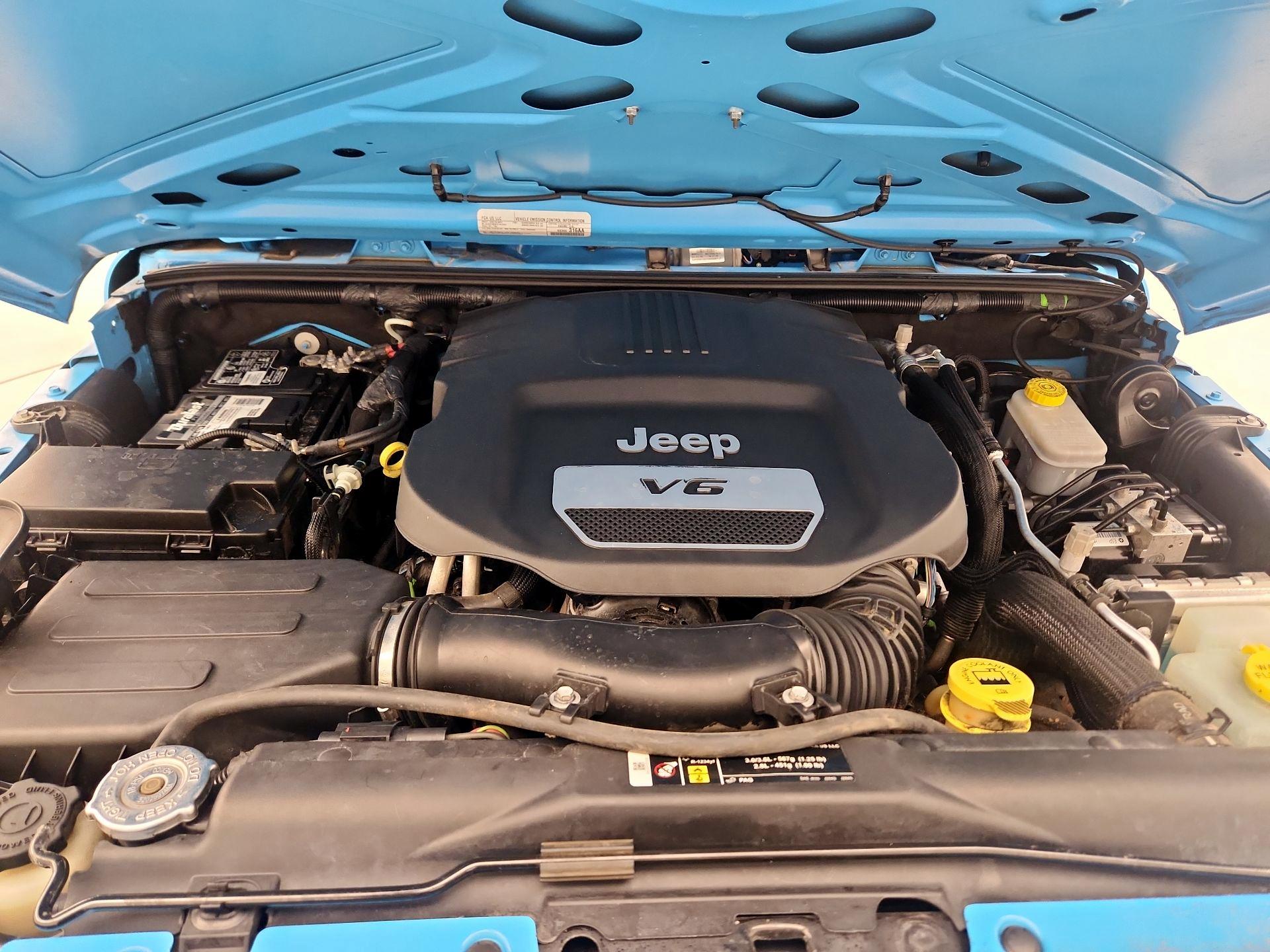 Thumbnail: 2018 Jeep Wrangler - 16