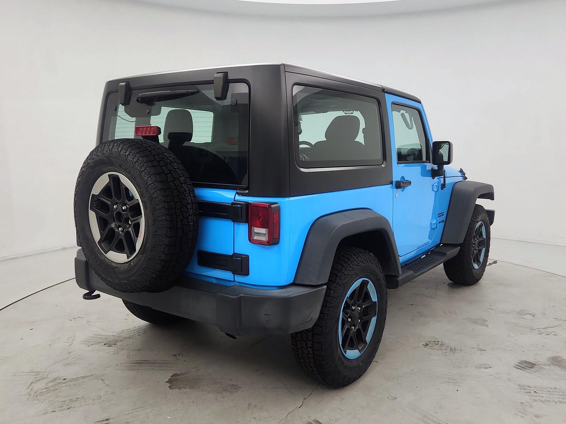Thumbnail: 2018 Jeep Wrangler - 5