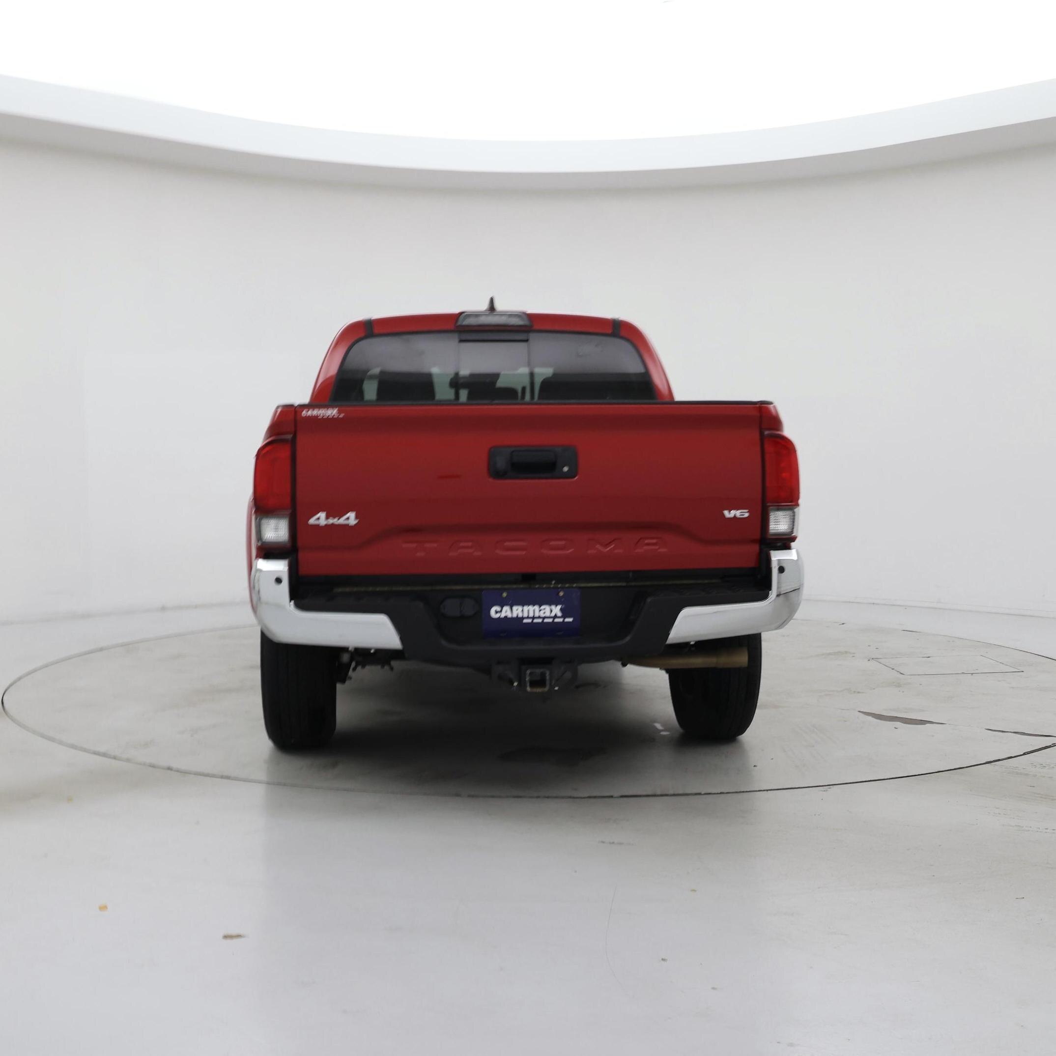 Thumbnail: 2018 Toyota Tacoma - 6