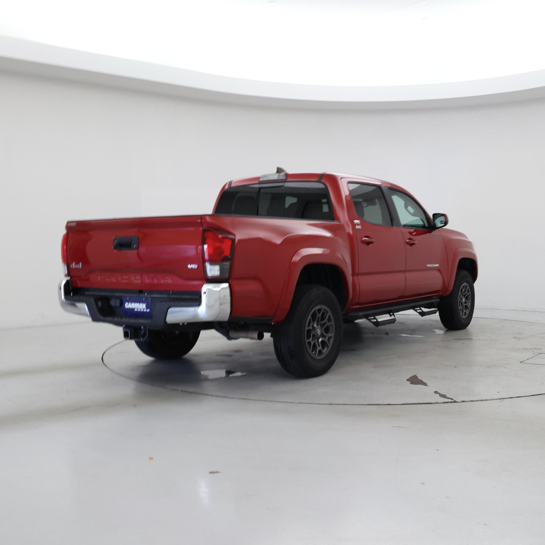 Thumbnail: 2018 Toyota Tacoma - 8