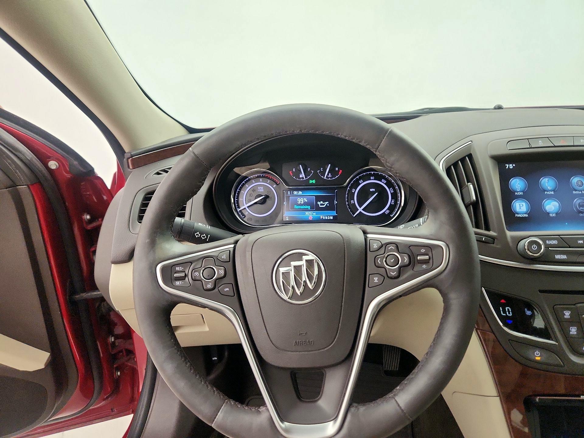 Thumbnail: 2015 Buick Regal - 10
