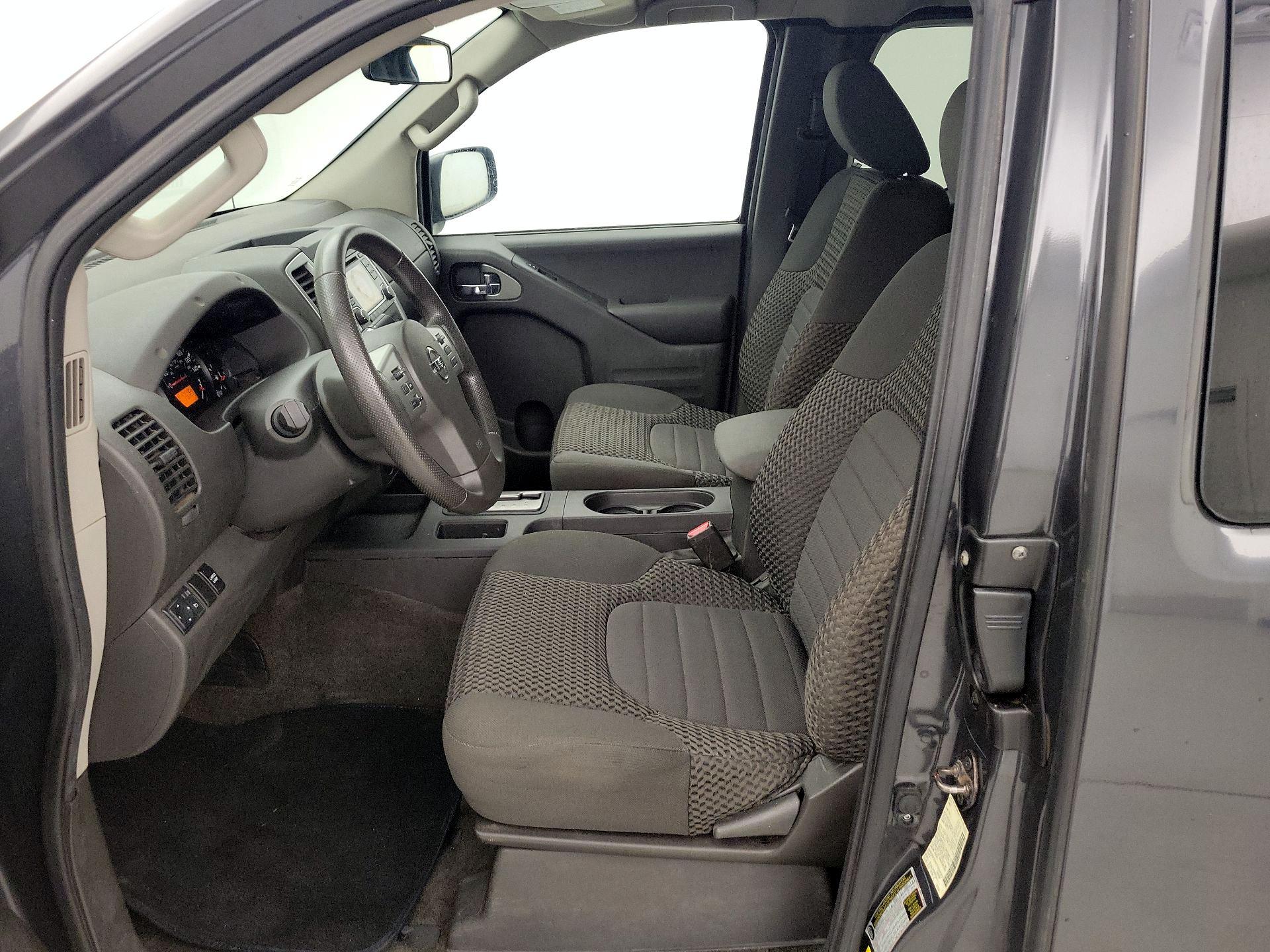 Thumbnail: 2015 Nissan Frontier - 11