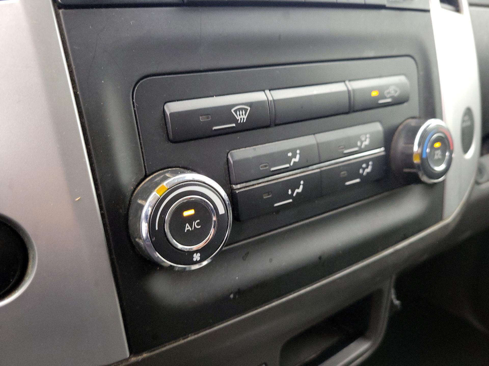 Thumbnail: 2015 Nissan Frontier - 15