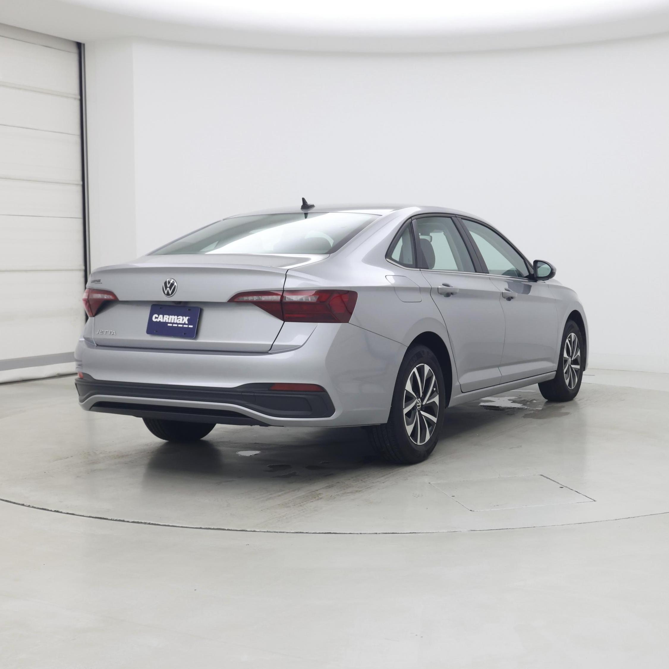 Thumbnail: 2023 Volkswagen Jetta - 8