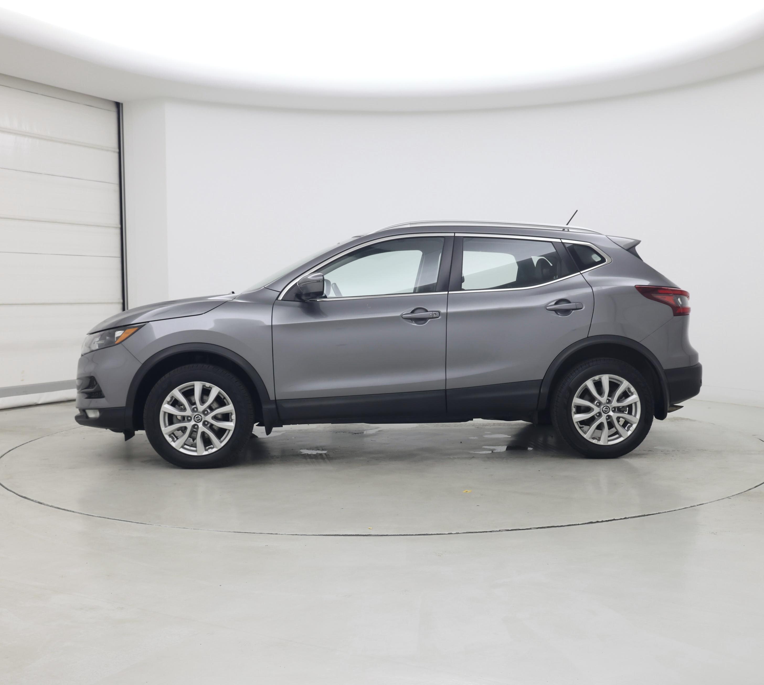 Thumbnail: 2022 Nissan Rogue Sport - 3