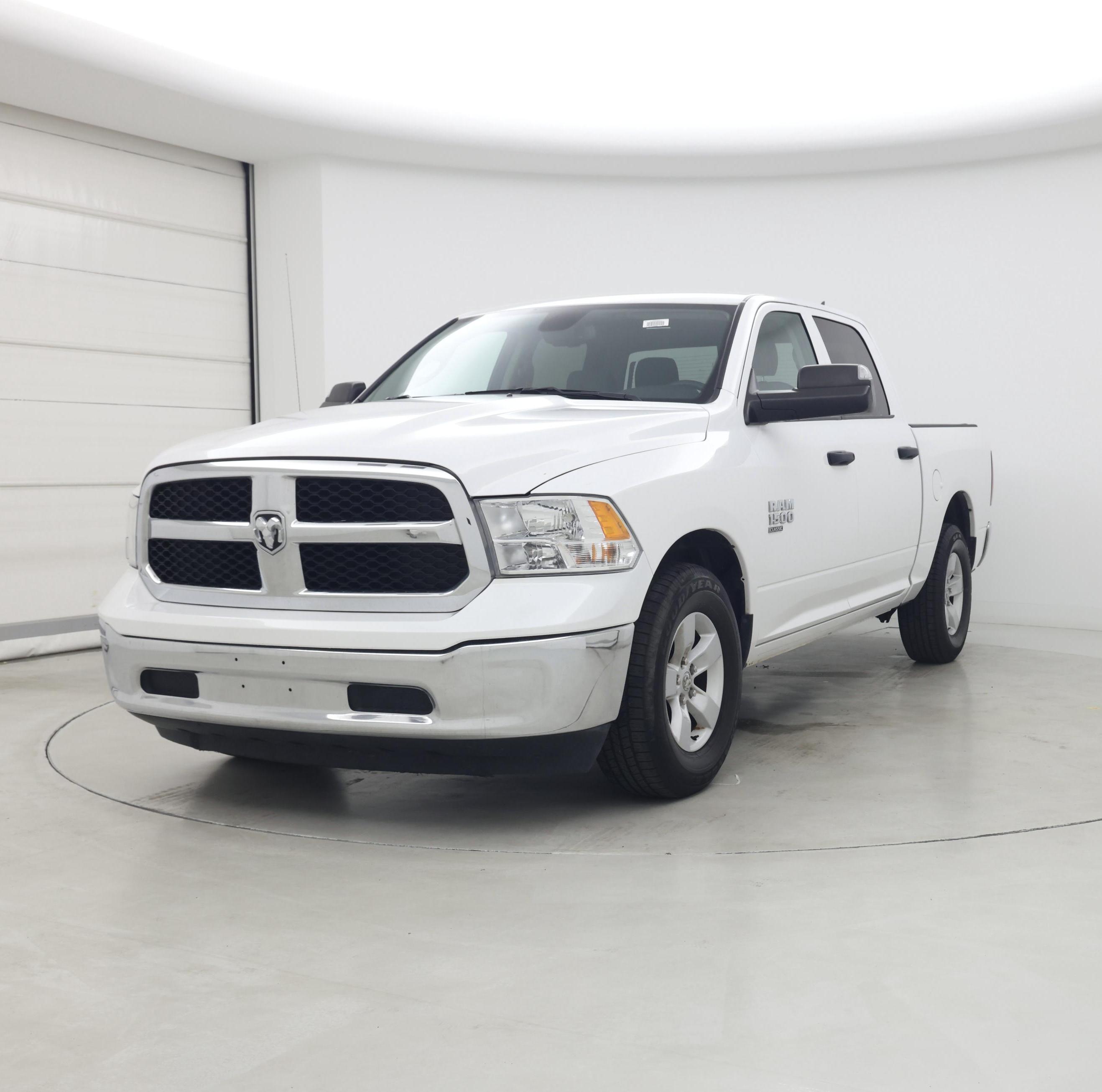 Thumbnail: 2023 RAM 1500 Classic - 4