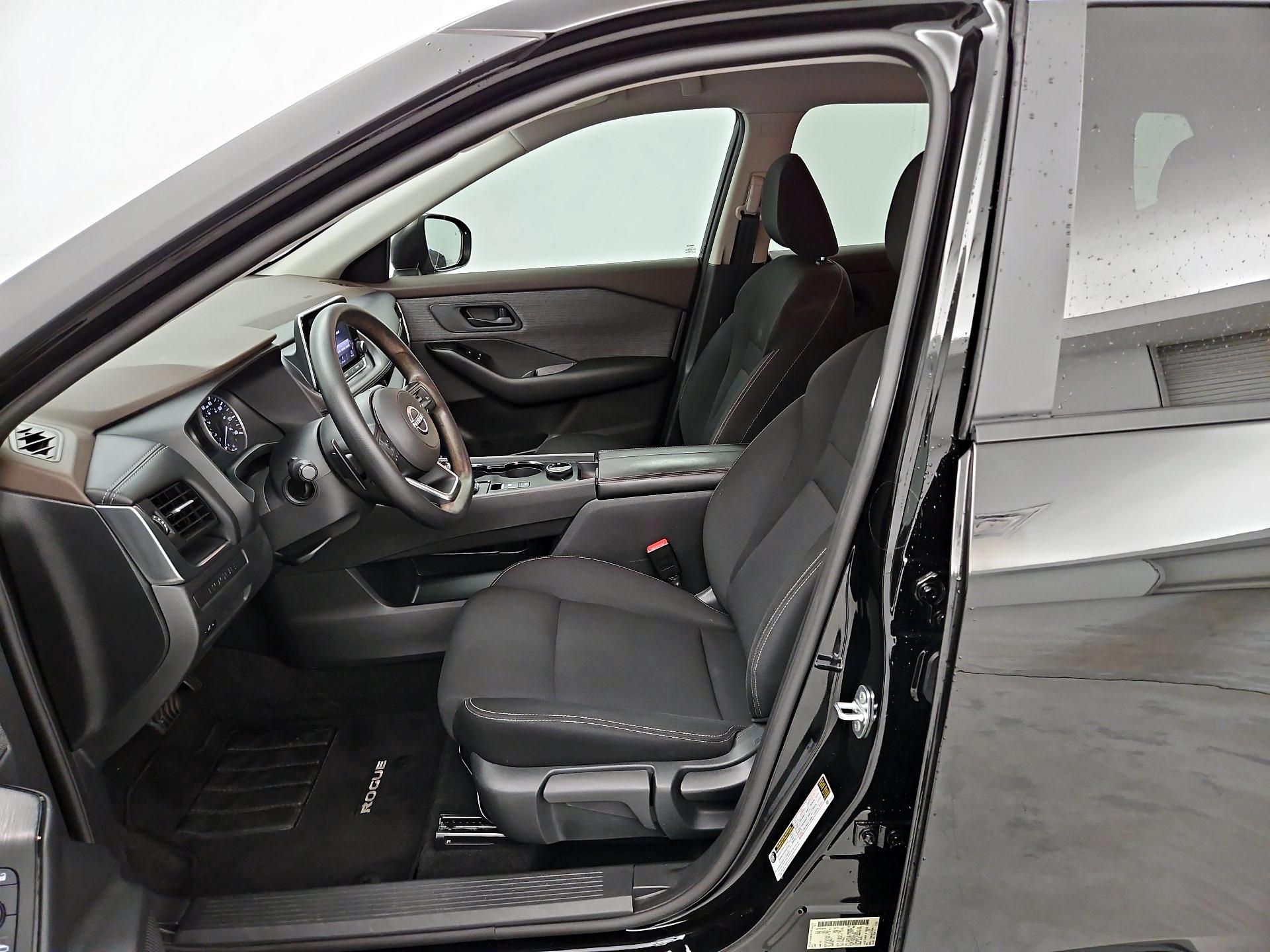 Thumbnail: 2023 Nissan Rogue - 11