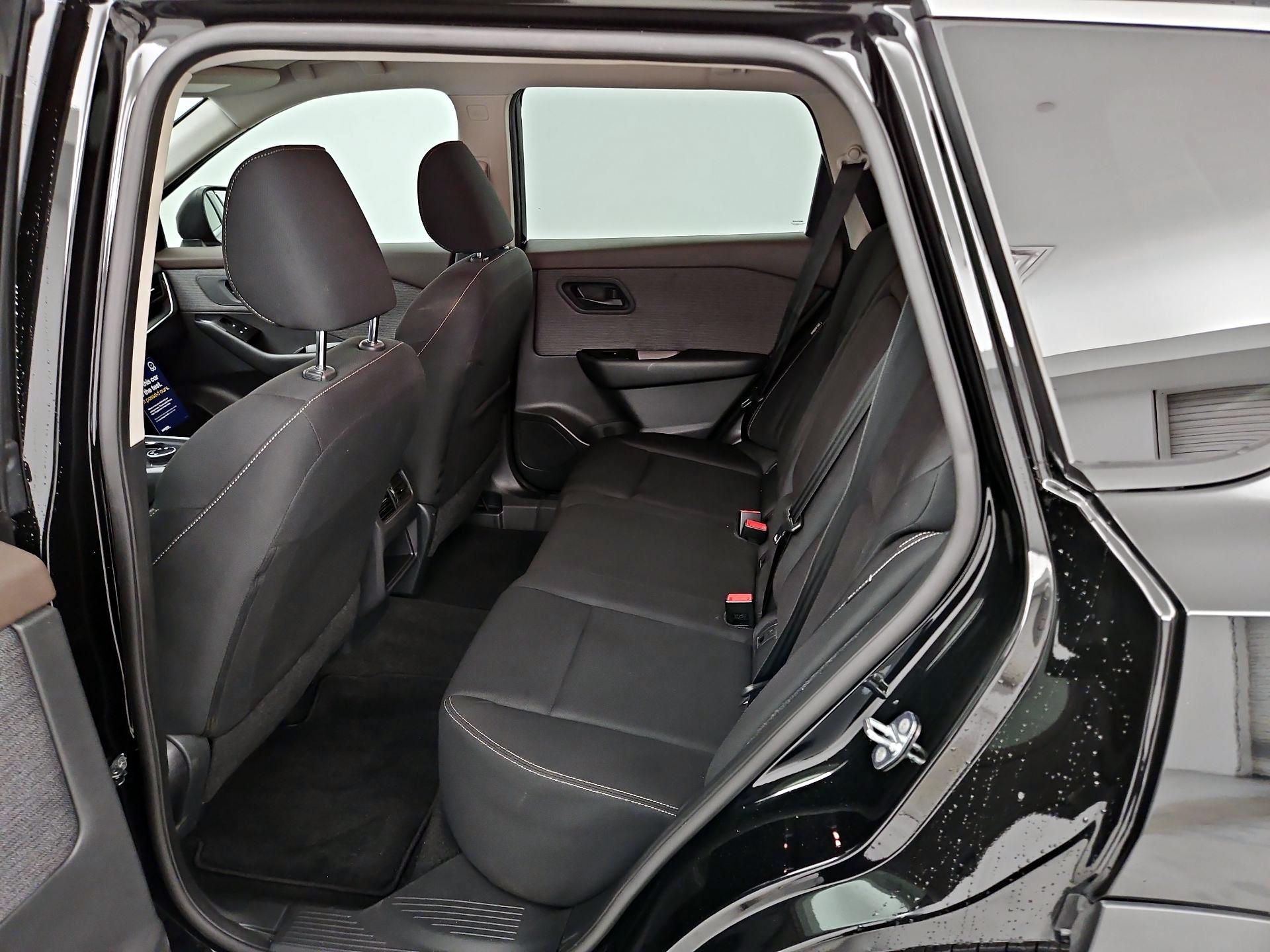 Thumbnail: 2023 Nissan Rogue - 19